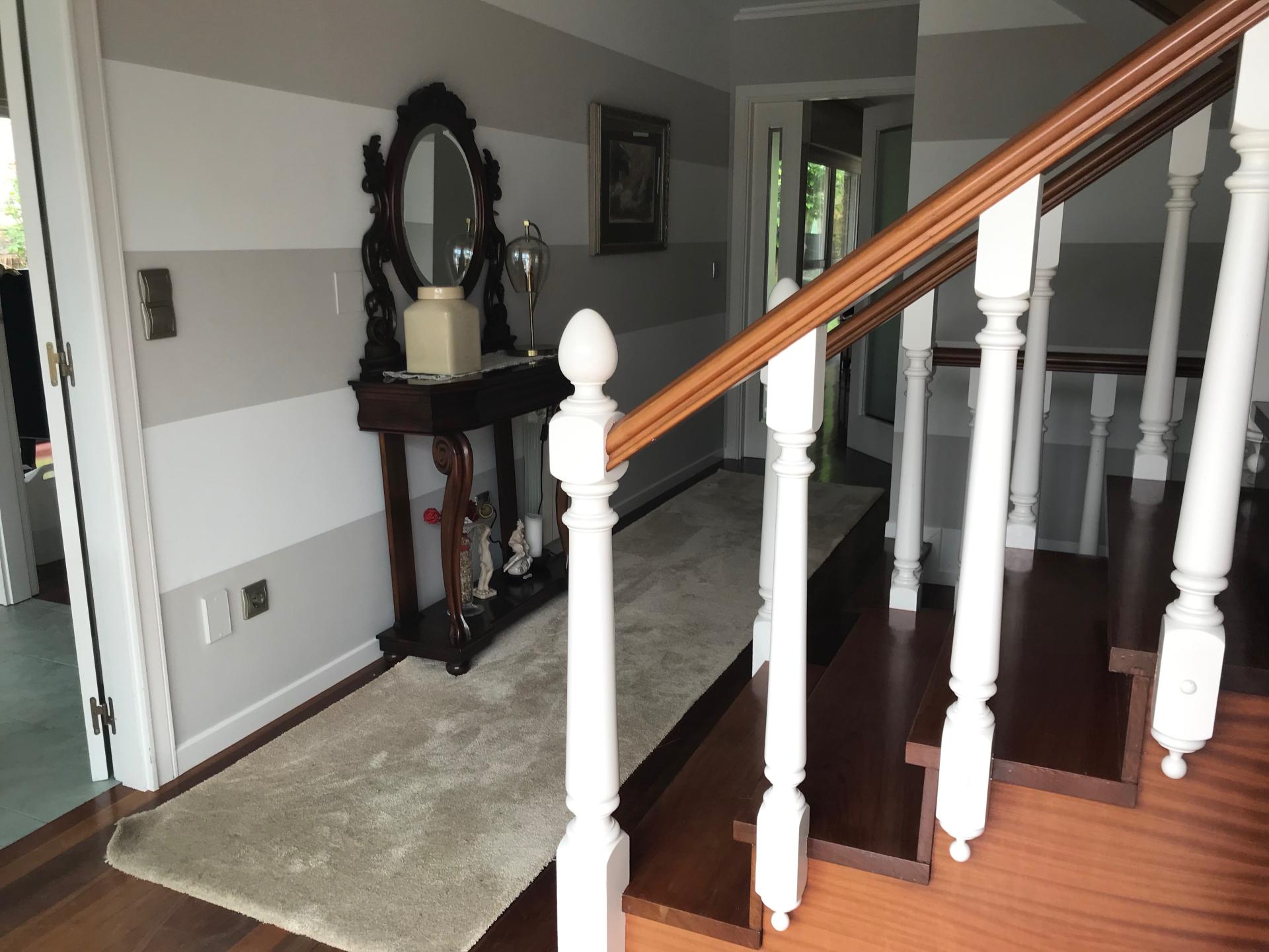 Photo 10 of the listing.