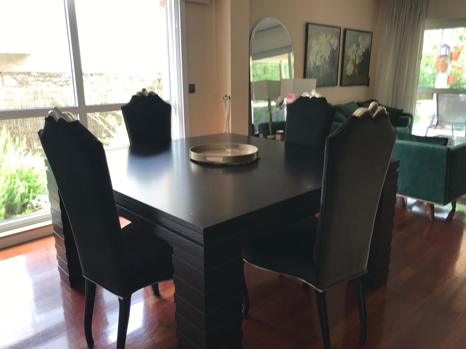 Photo 11 of the listing.