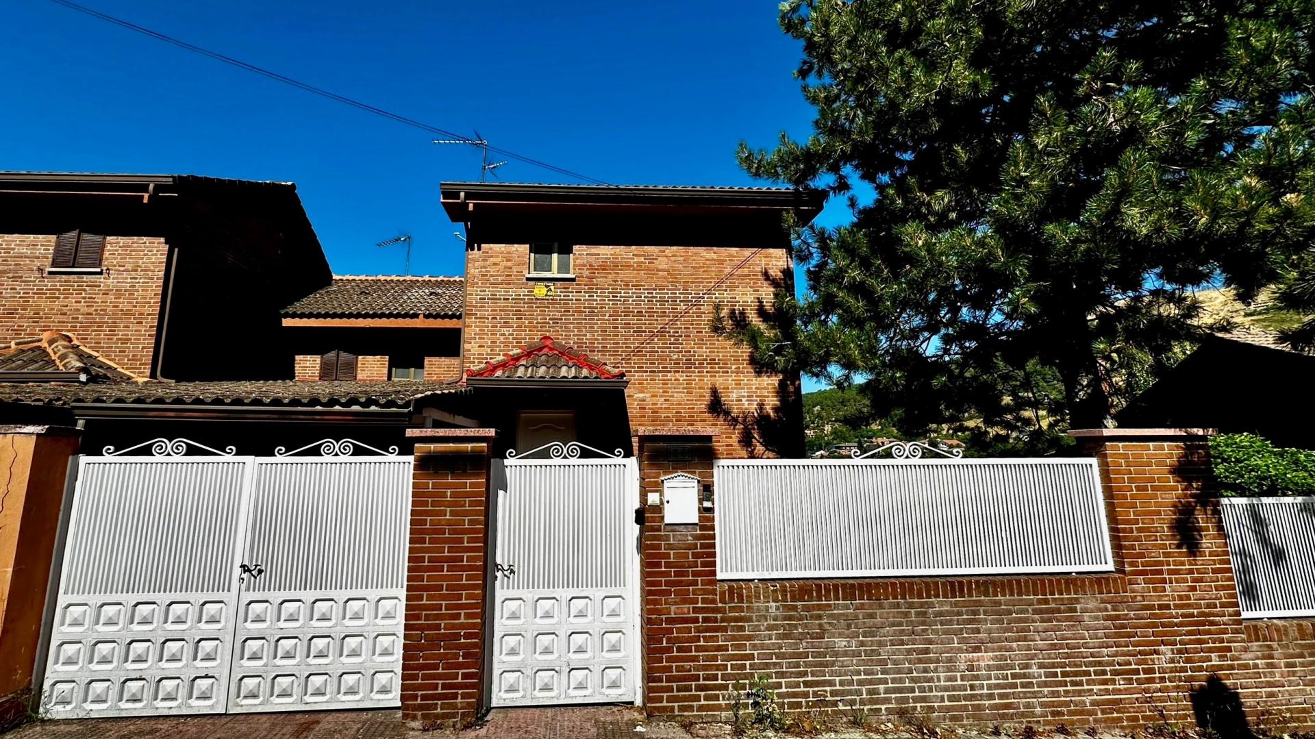 Photo 31 of the listing.