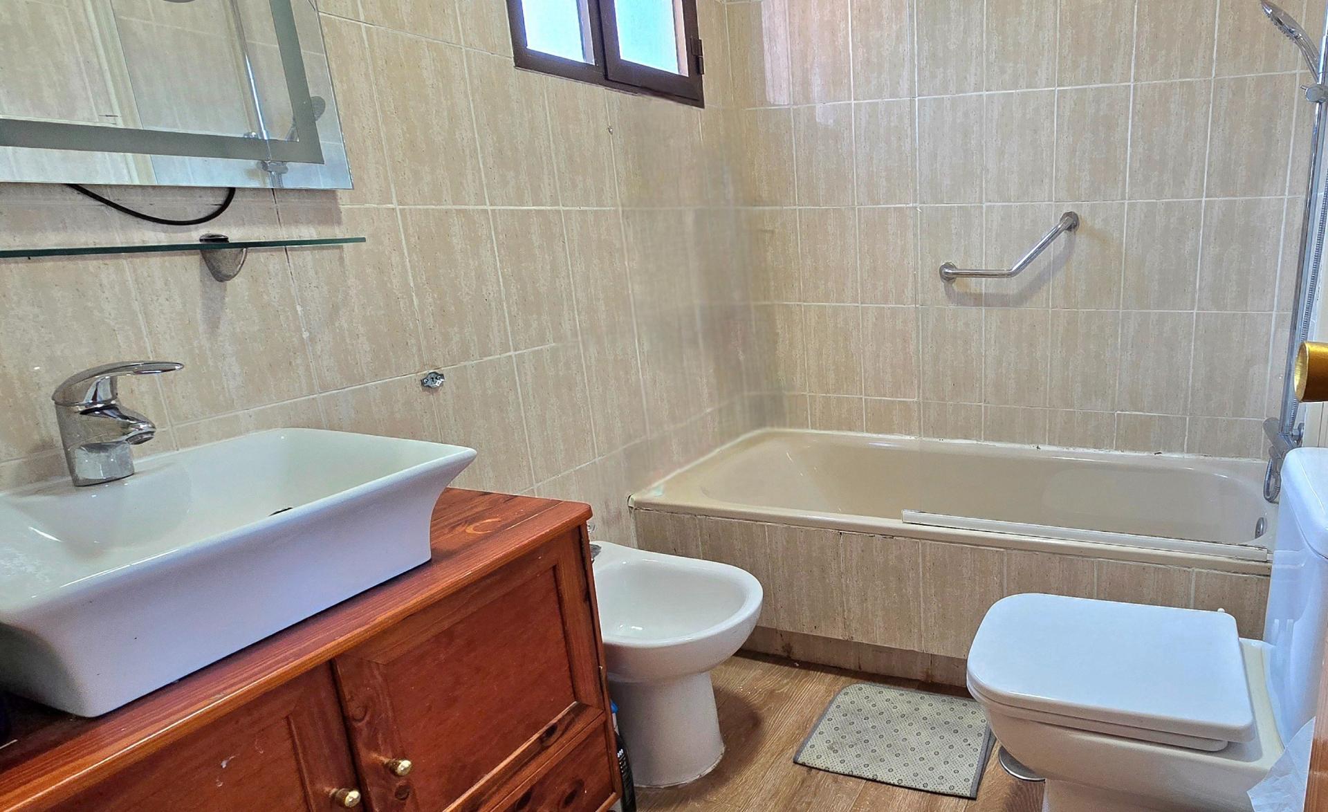 Photo 16 of the listing.