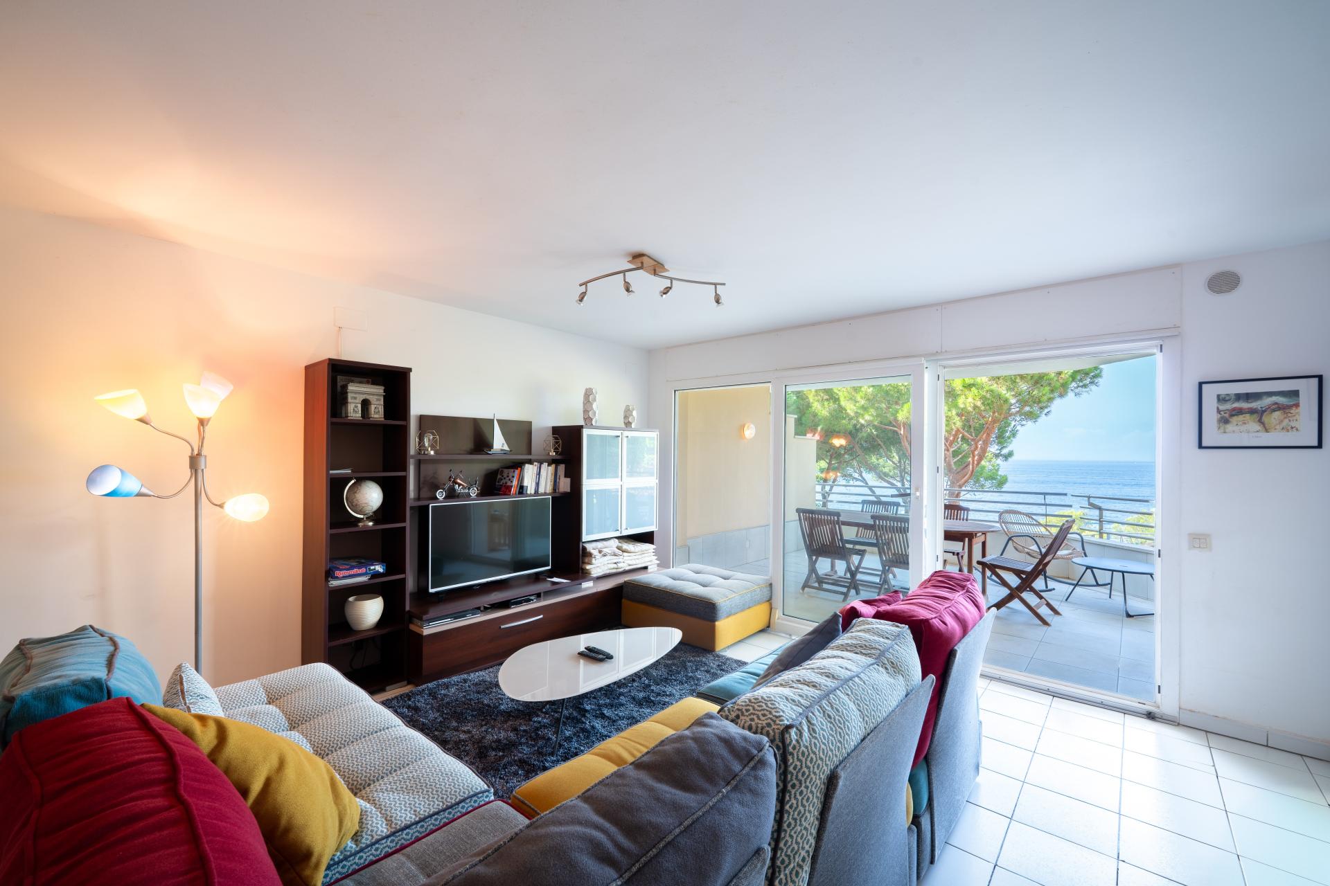 Photo 3 of the listing.