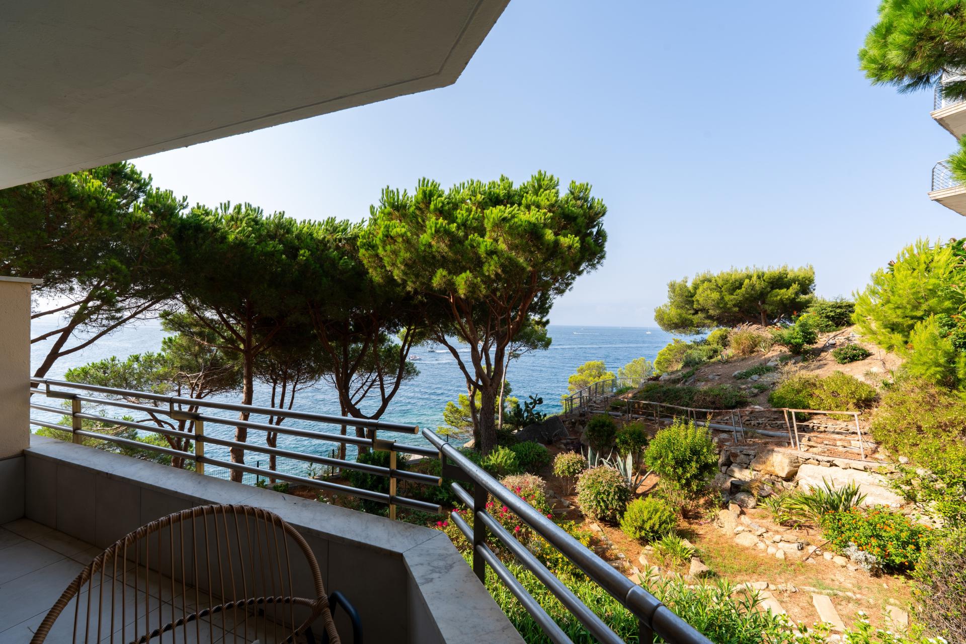 Photo 23 of the listing.