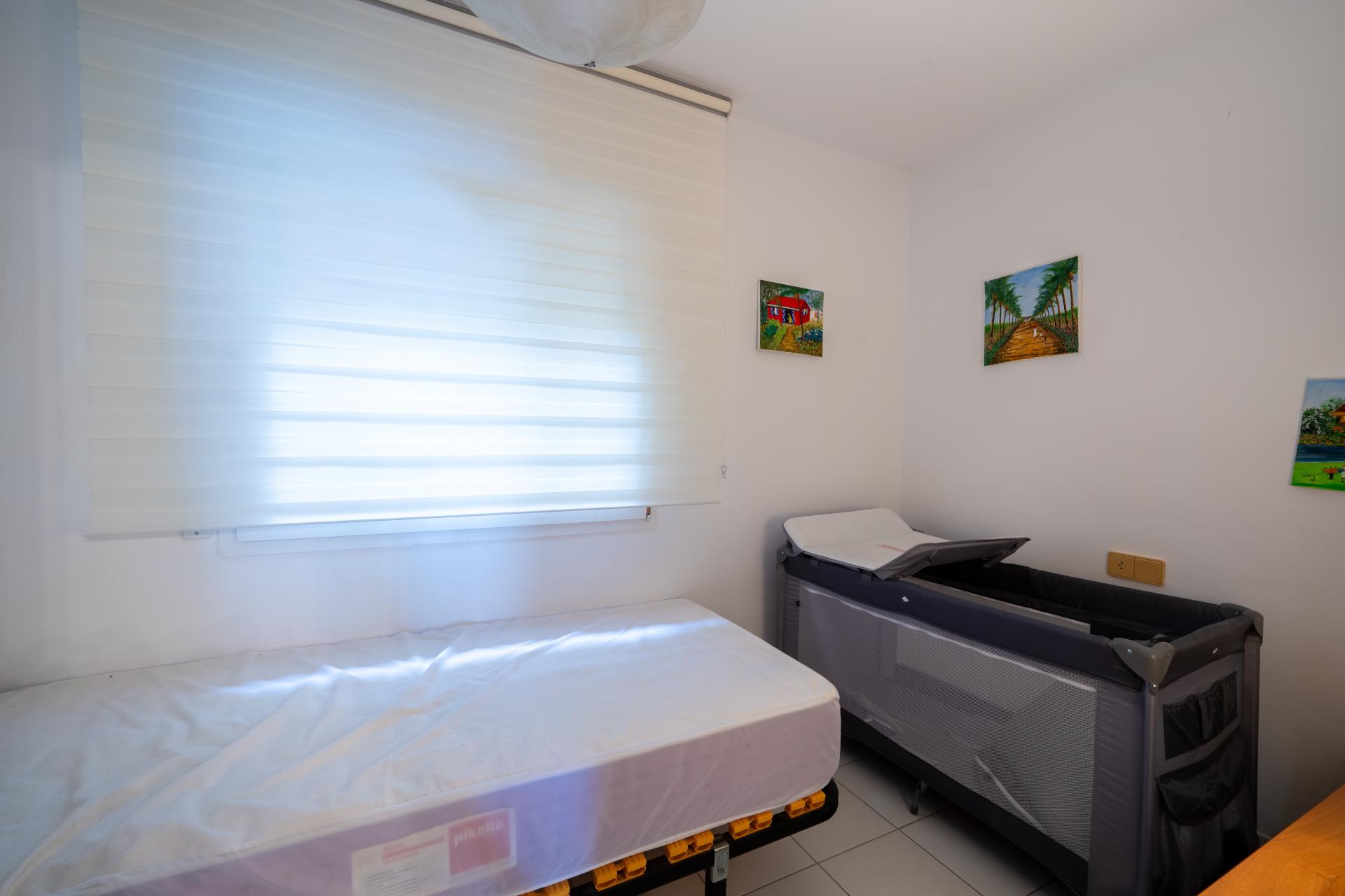 Photo 11 of the listing.