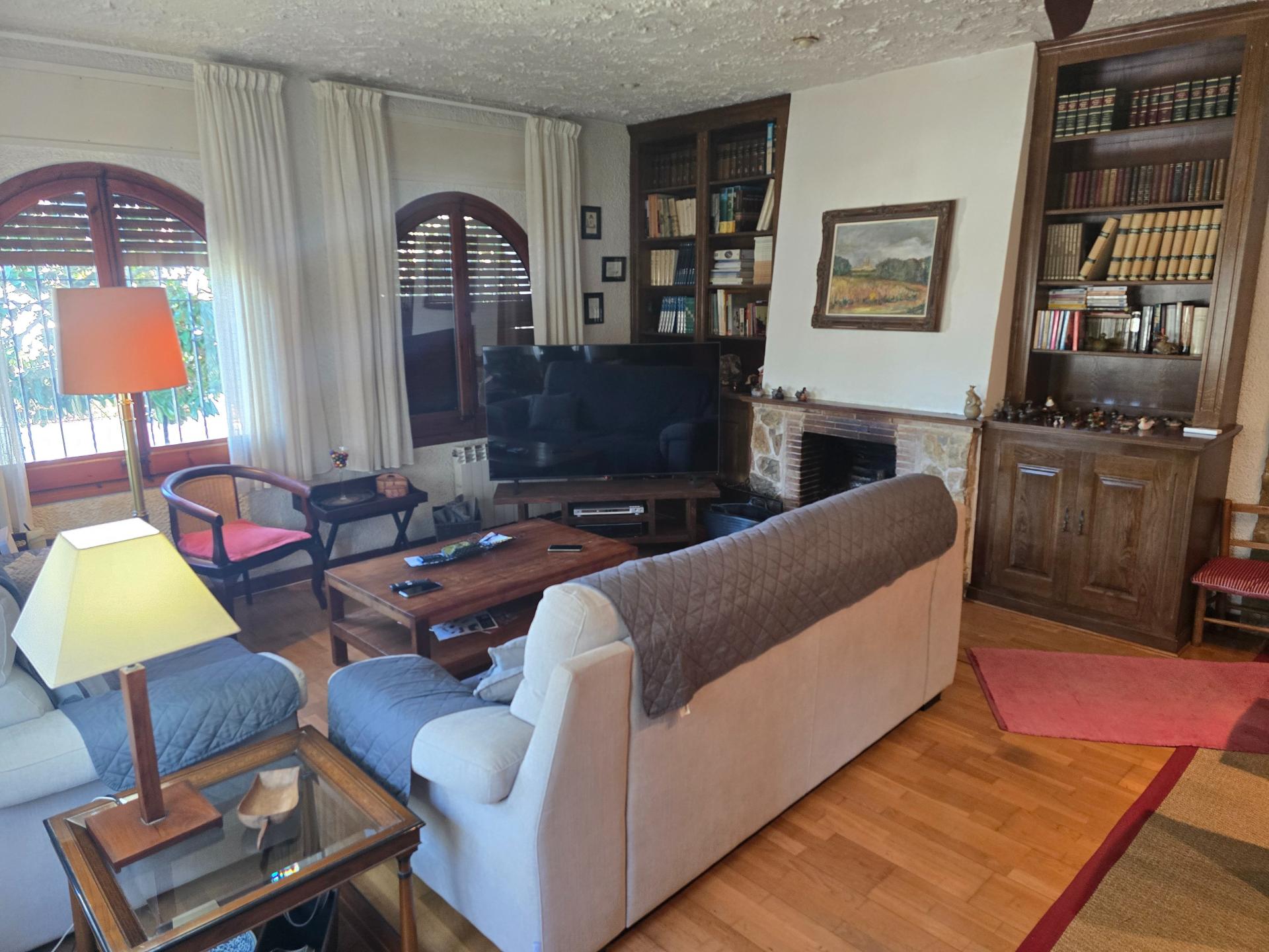 Photo 15 of the listing.