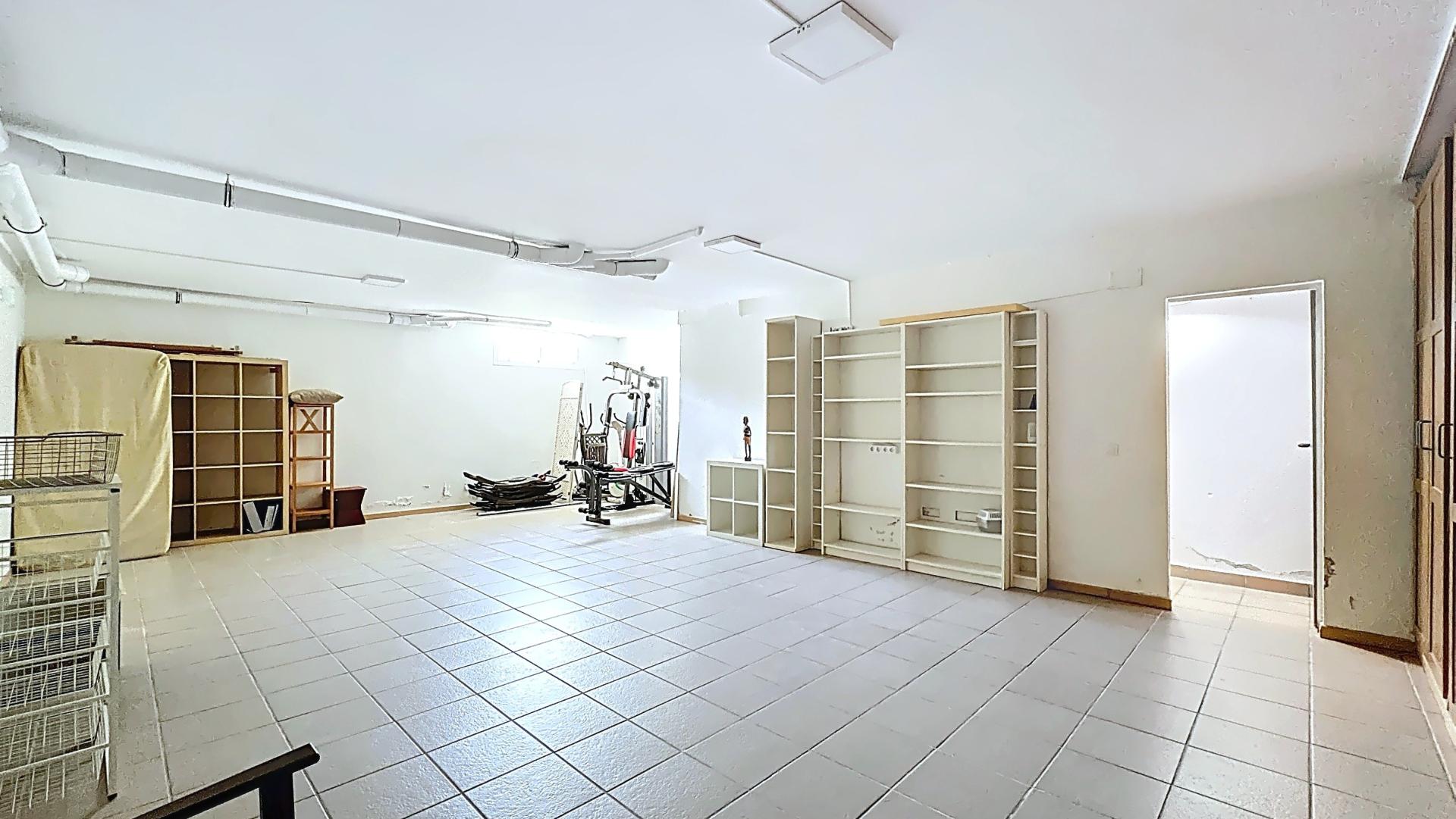 Photo 33 de l'annonce.