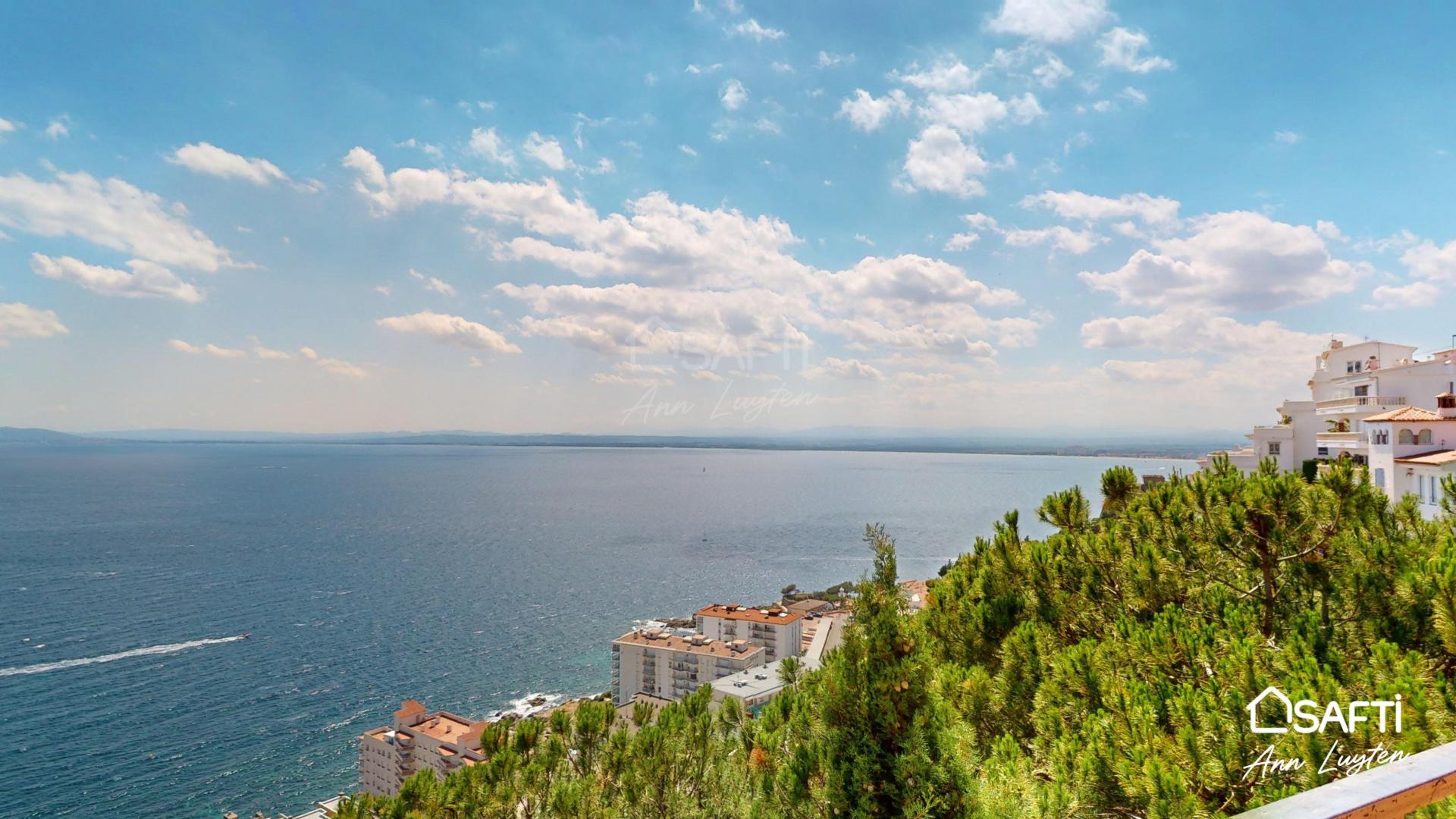 Photo 10 of the listing.