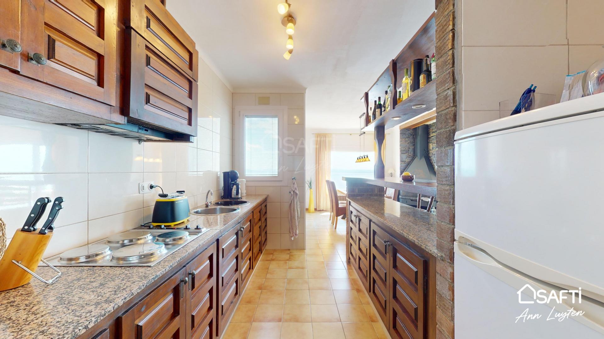 Photo 5 of the listing.