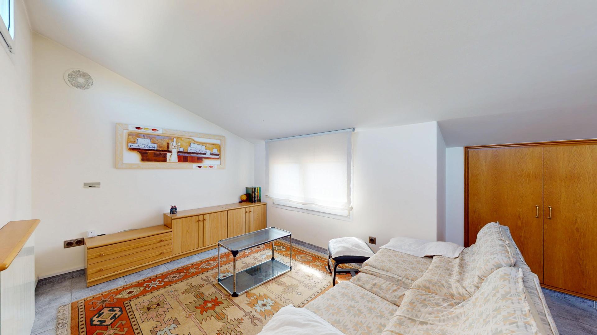 Photo 48 de l'annonce.