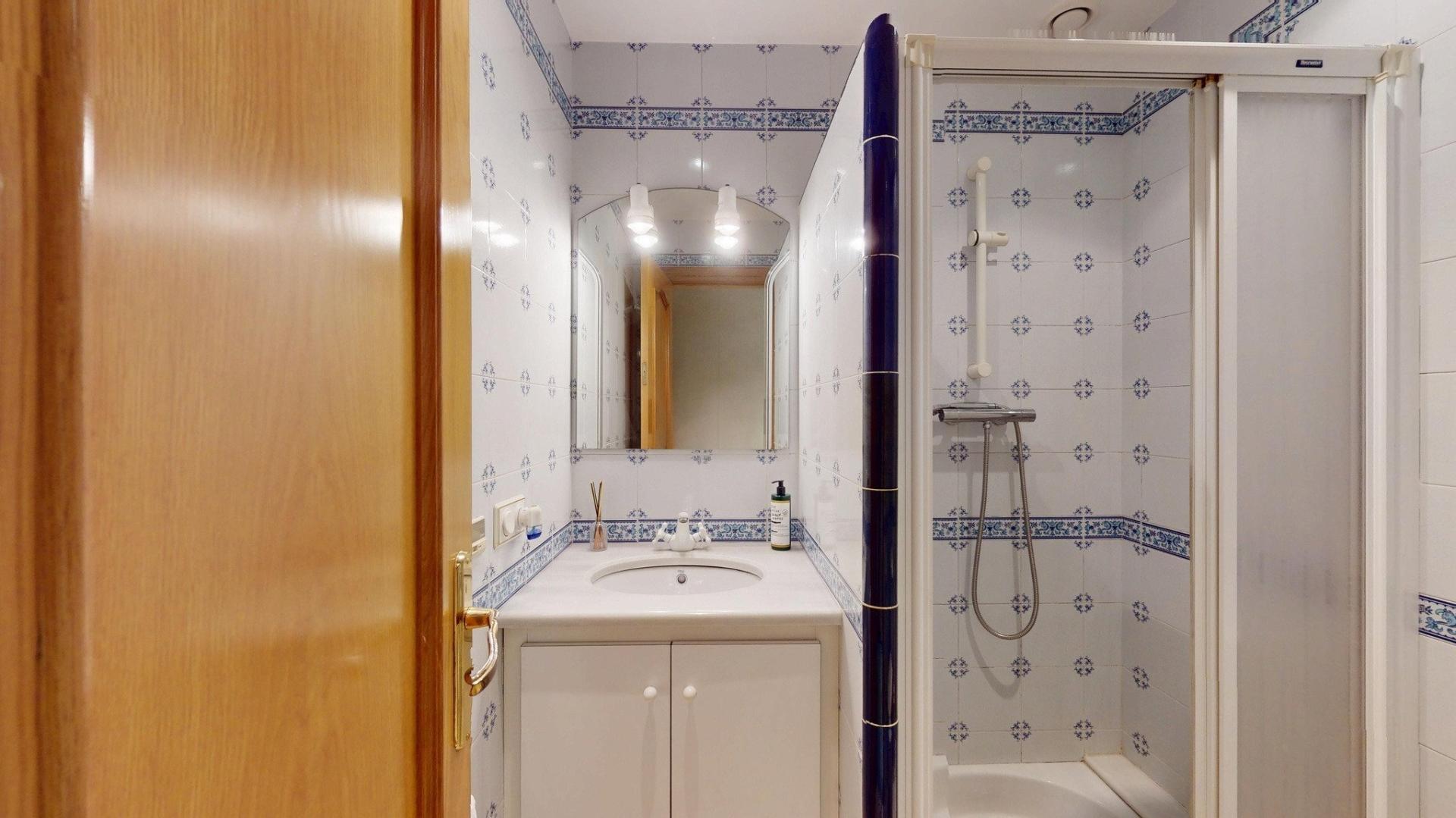 Photo 54 de l'annonce.