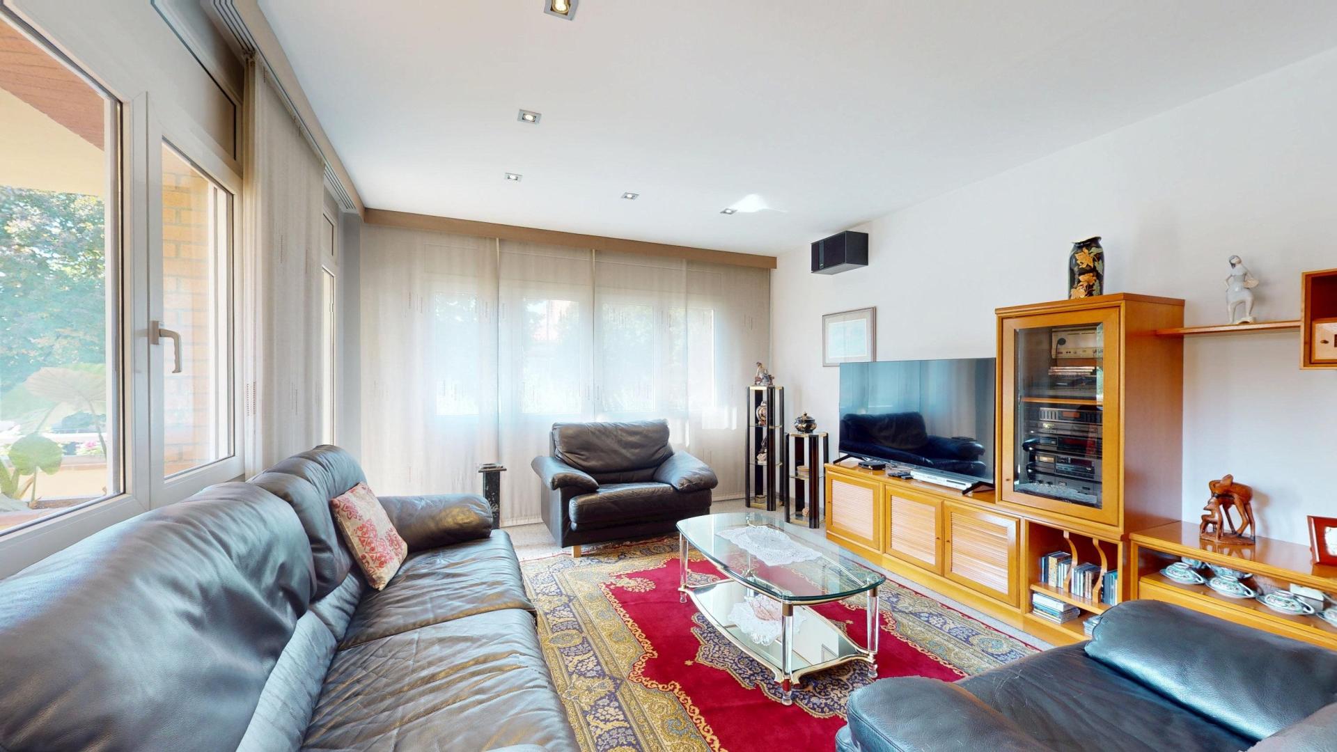 Photo 46 de l'annonce.