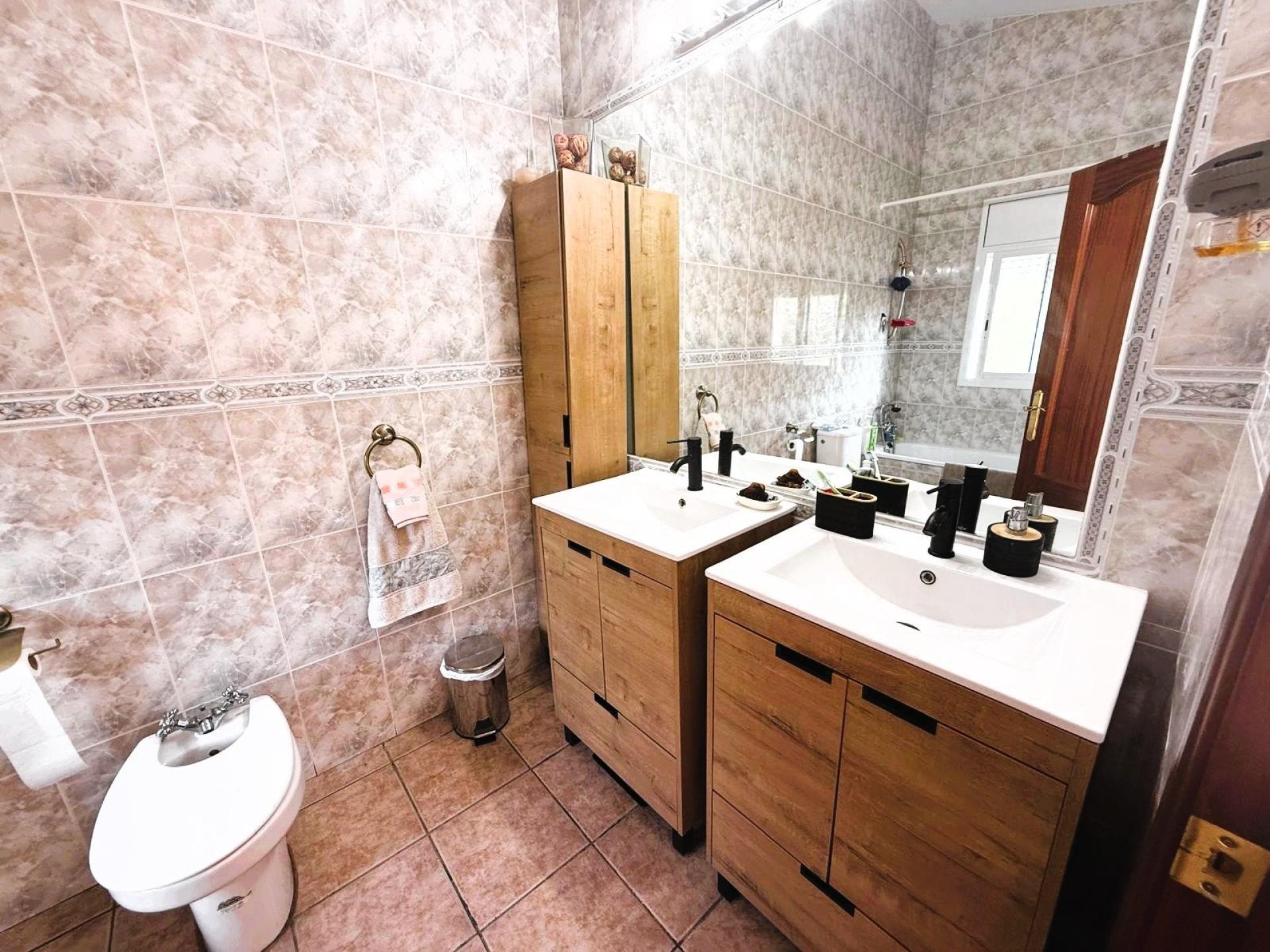 Photo 29 de l'annonce.