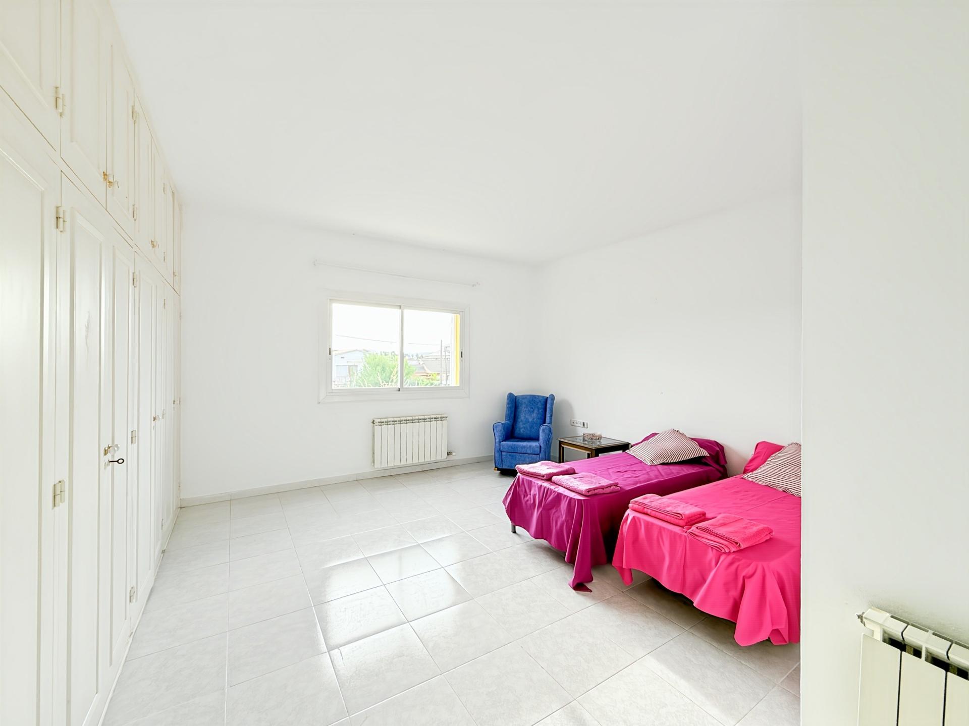 Photo 48 de l'annonce.