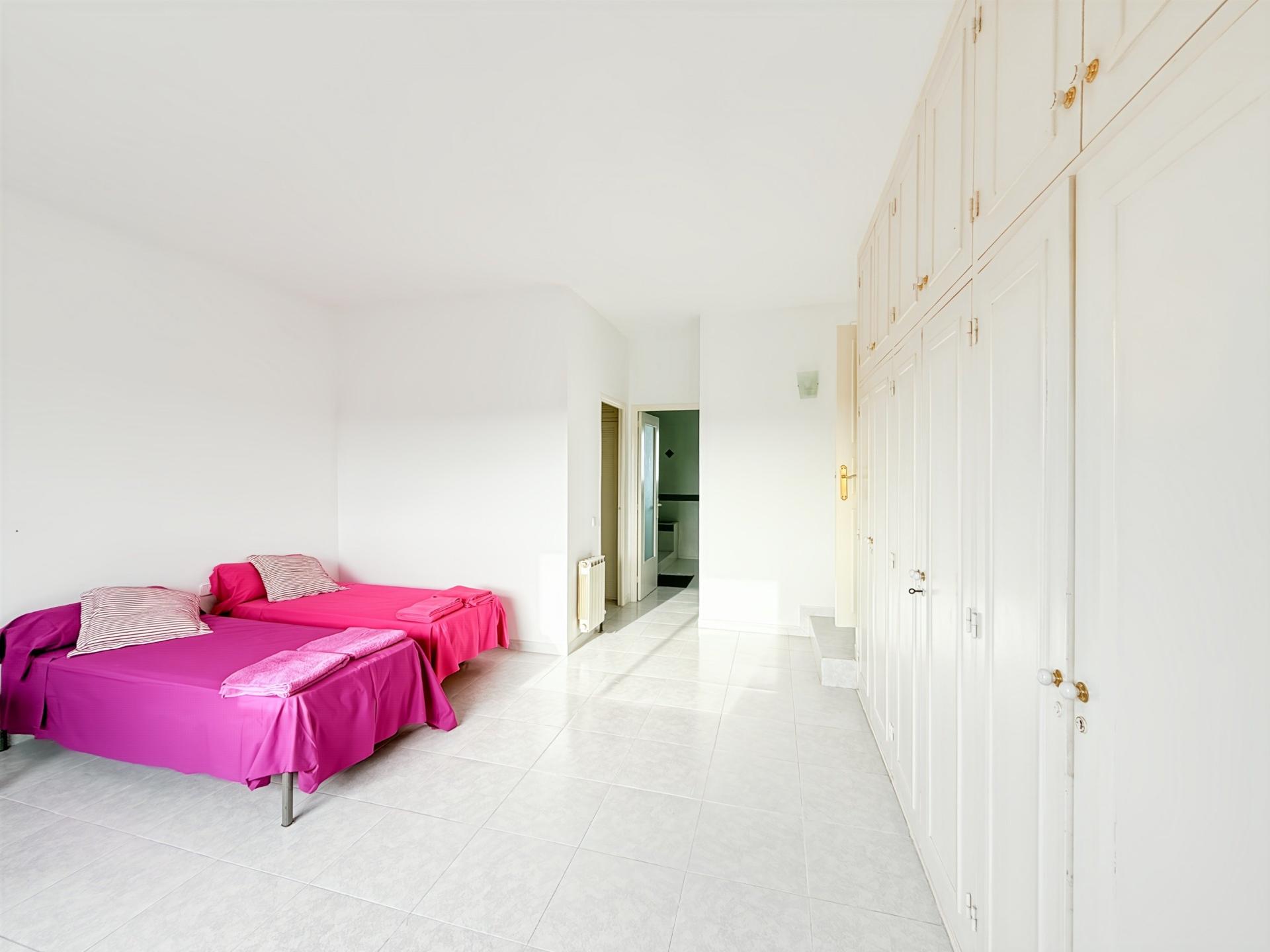 Photo 49 de l'annonce.