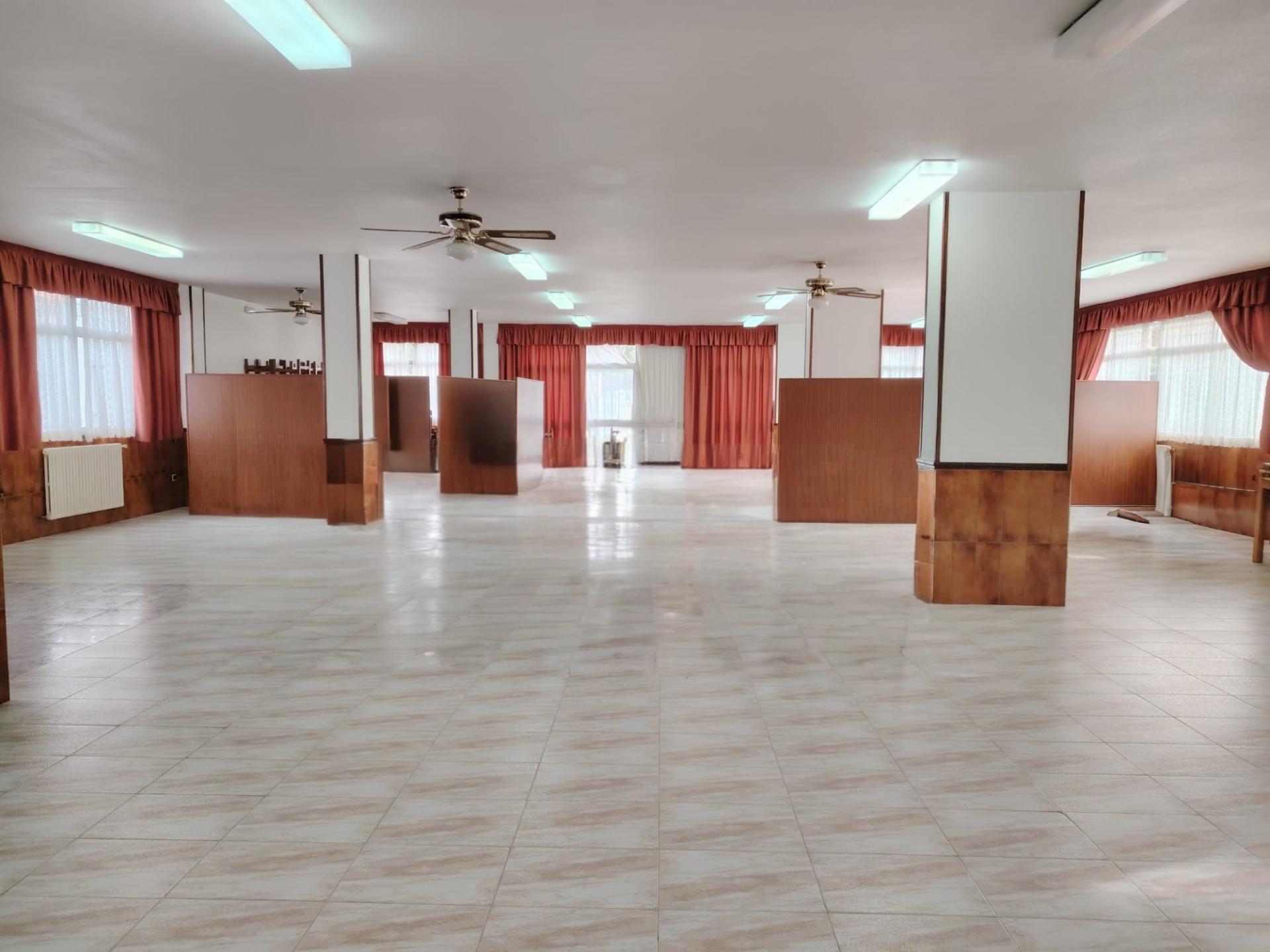 Photo 45 de l'annonce.