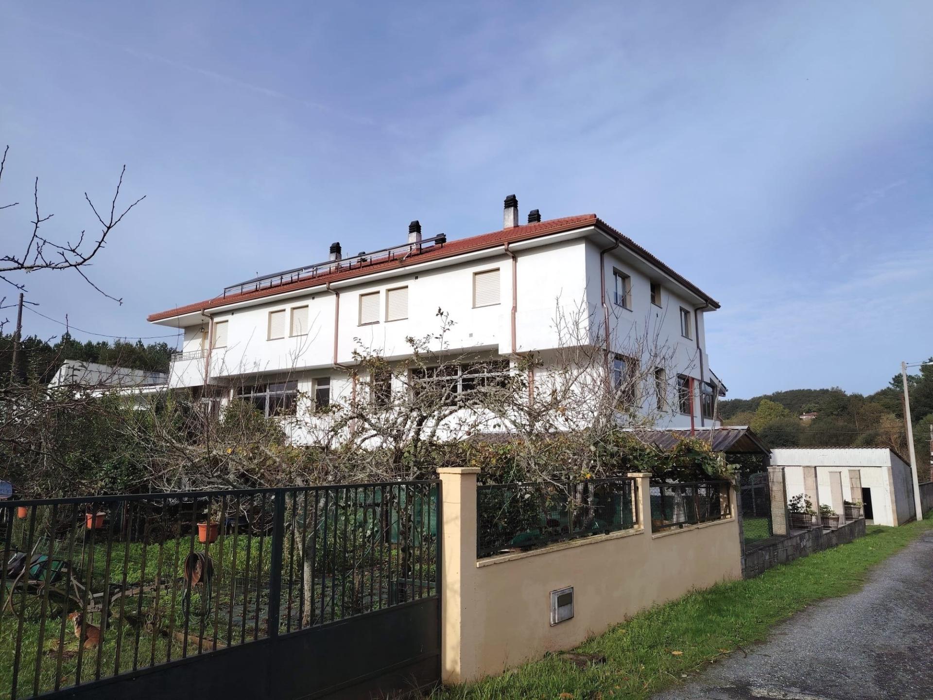 Photo 49 de l'annonce.