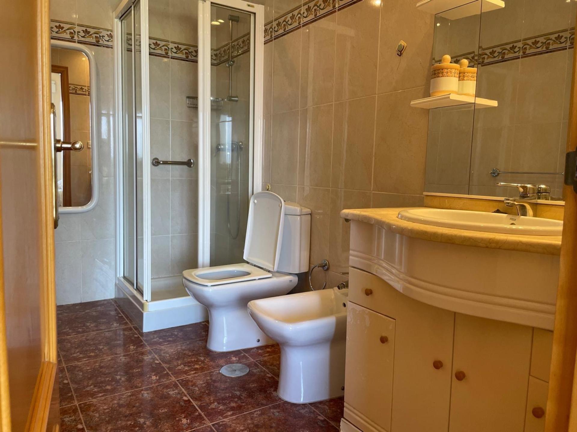 Photo 28 de l'annonce.