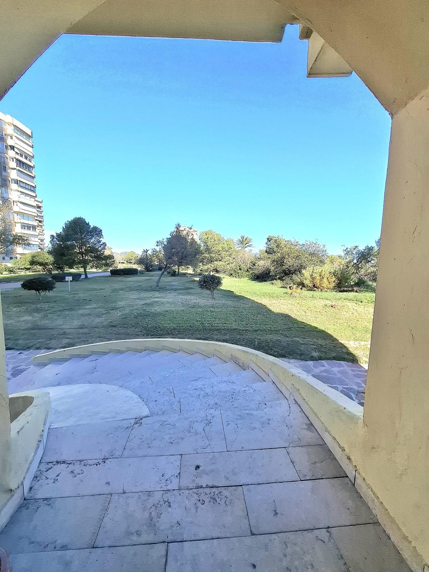 Photo 16 de l'annonce.