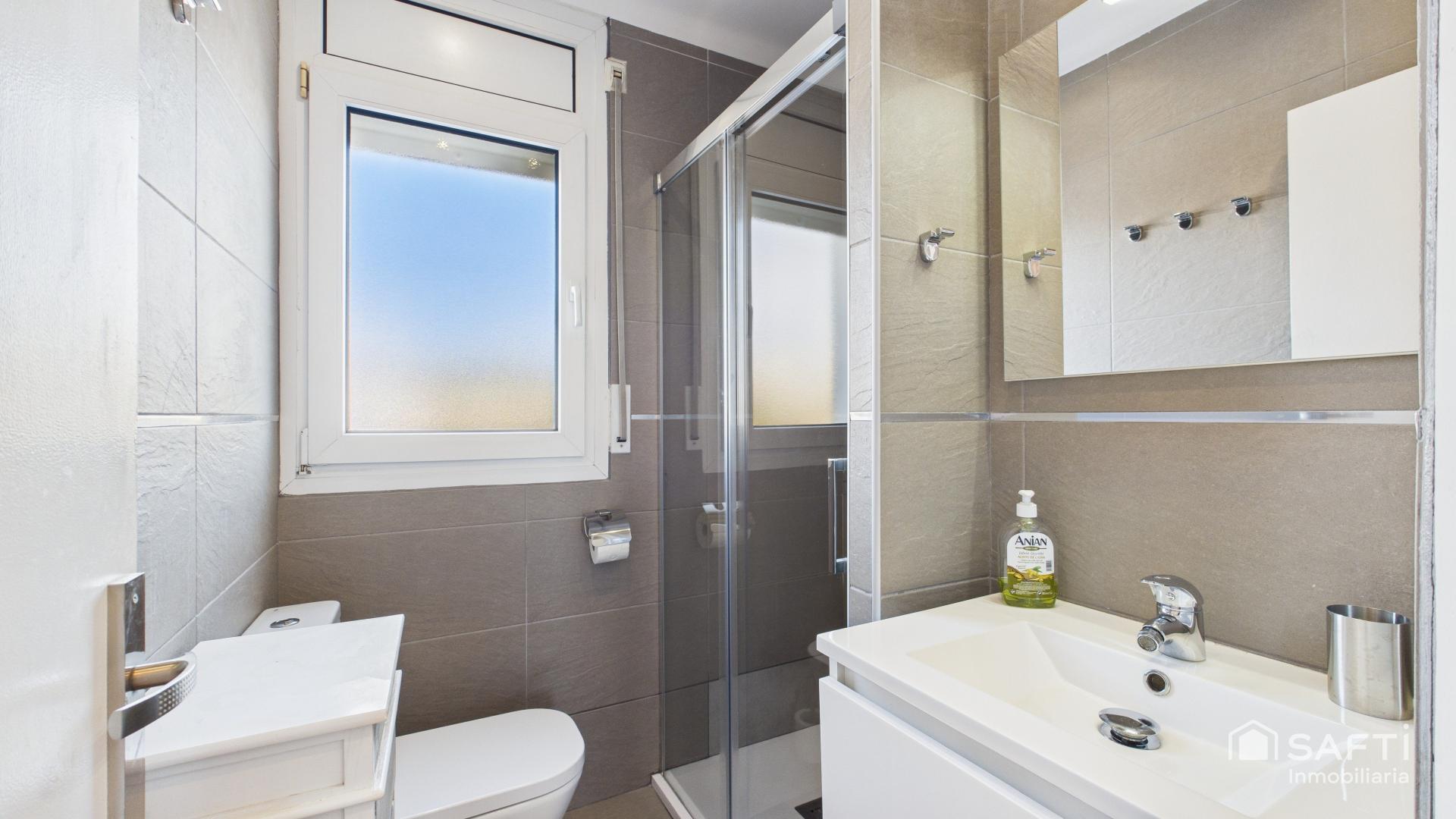 Photo 15 de l'annonce.