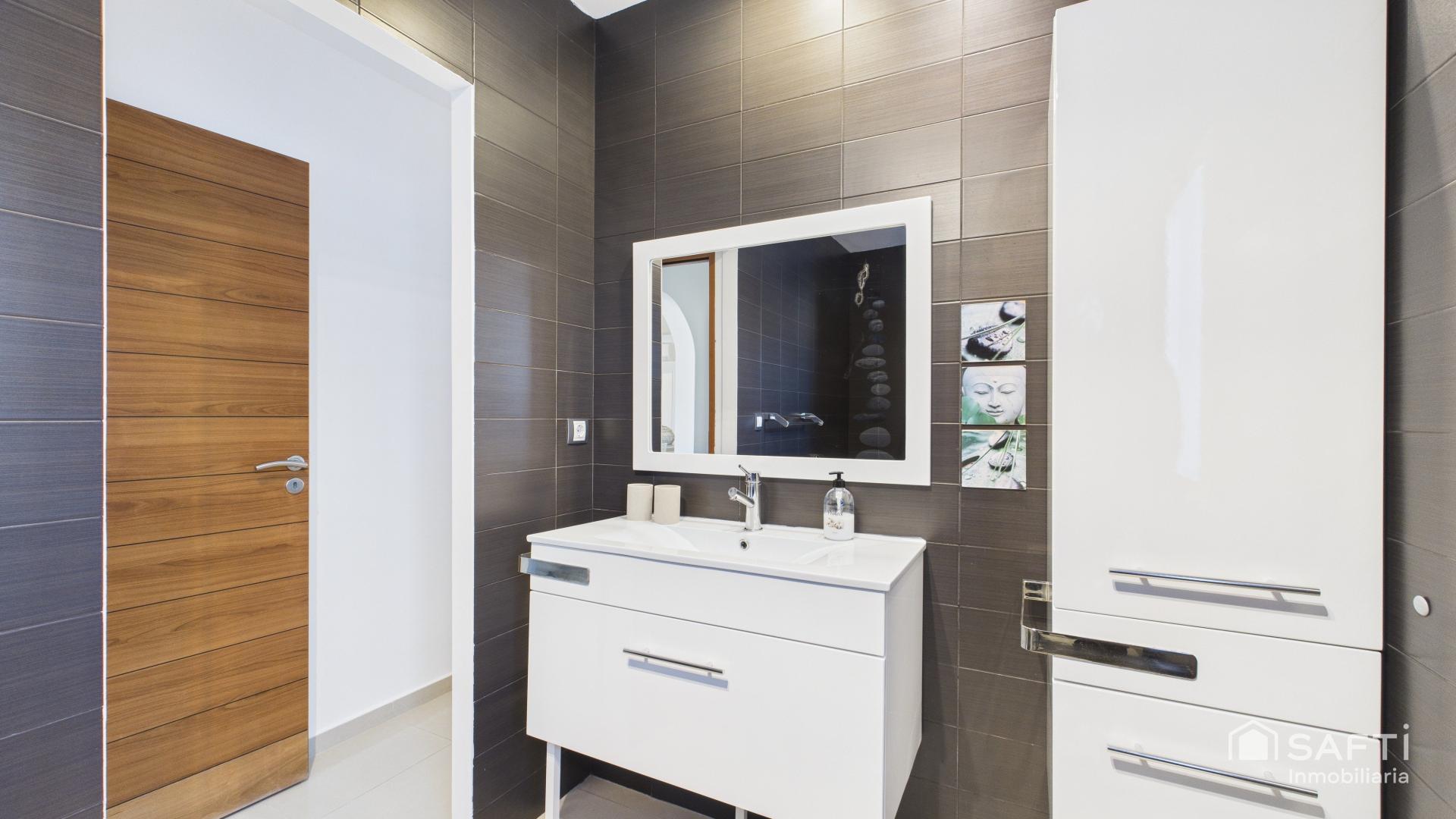 Photo 45 de l'annonce.