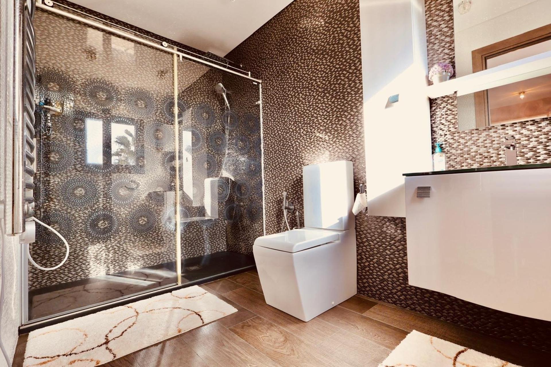 Photo 44 de l'annonce.