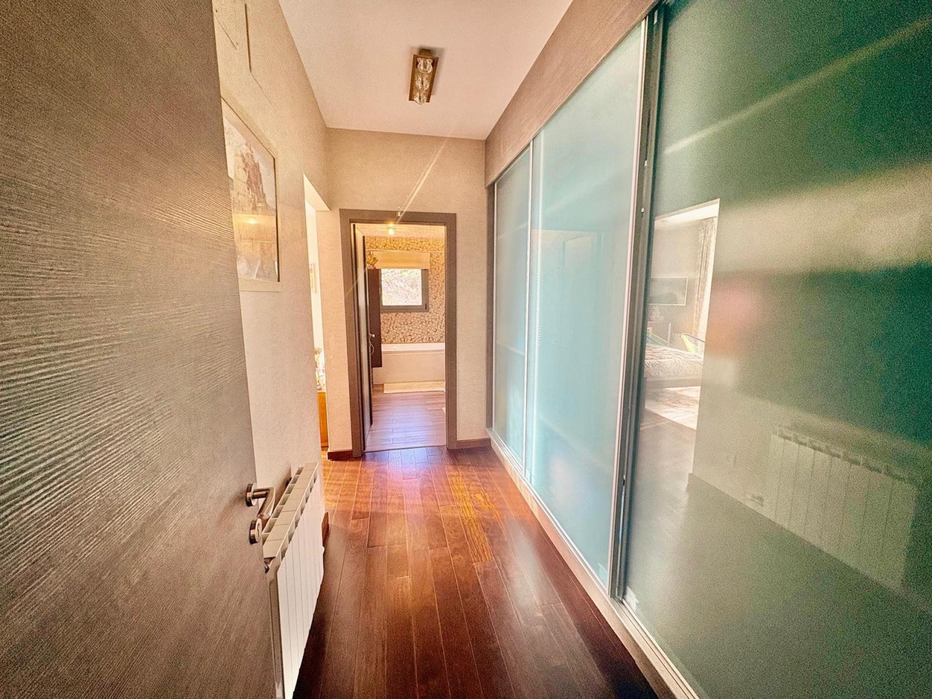 Photo 41 de l'annonce.