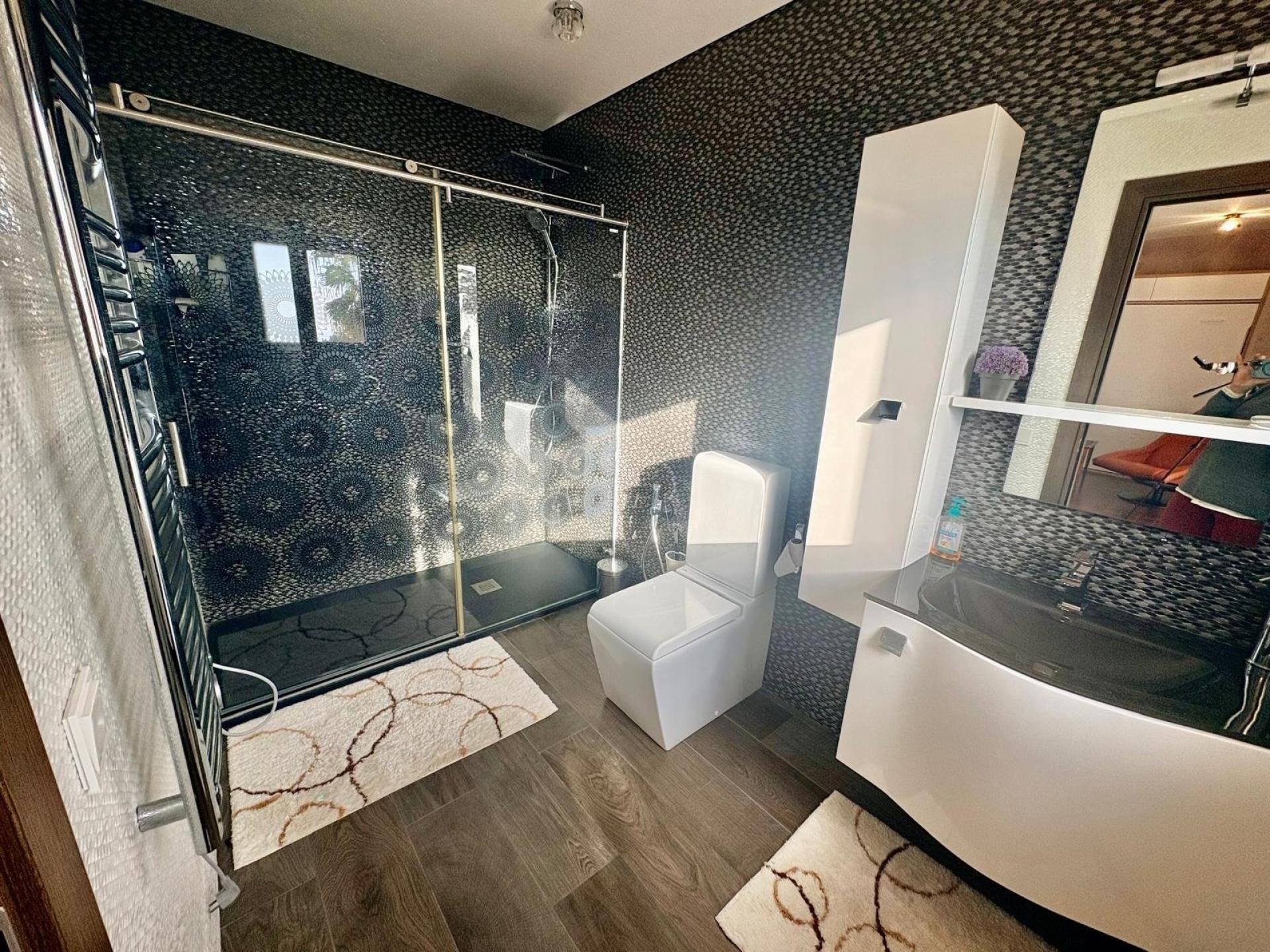 Photo 47 de l'annonce.