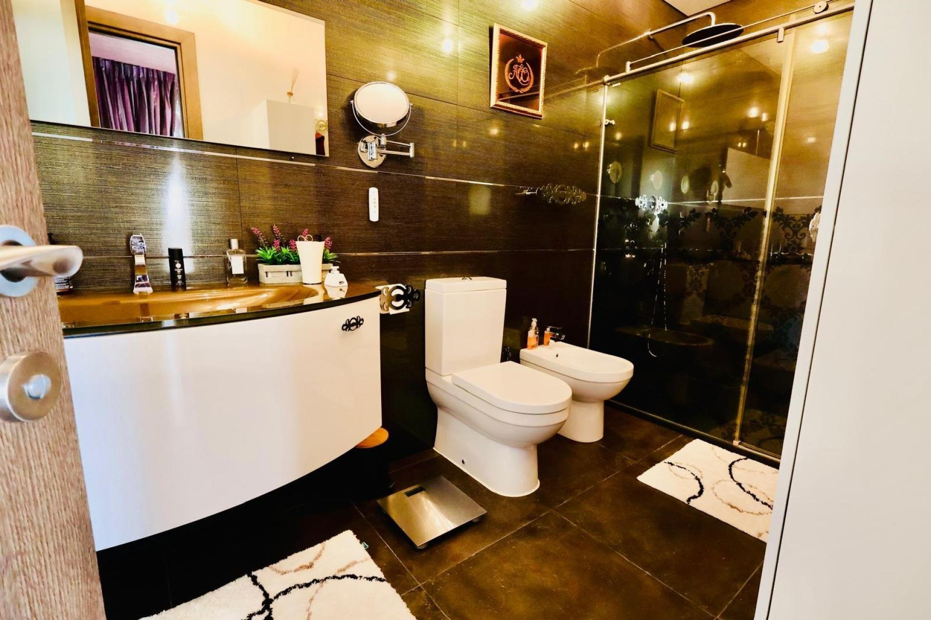 Photo 27 de l'annonce.