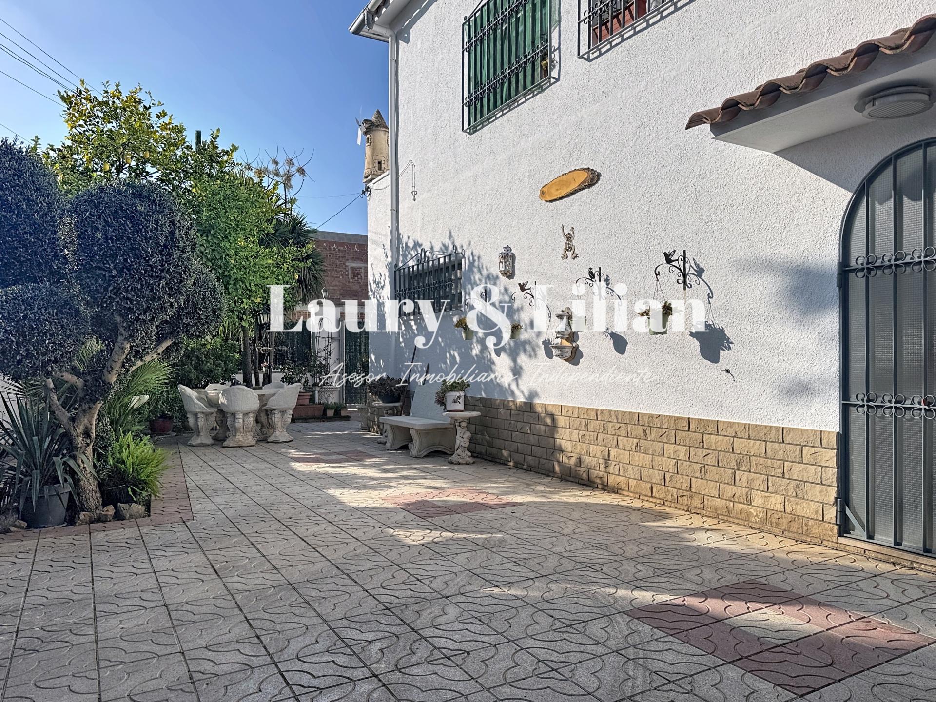 Photo 39 de l'annonce.