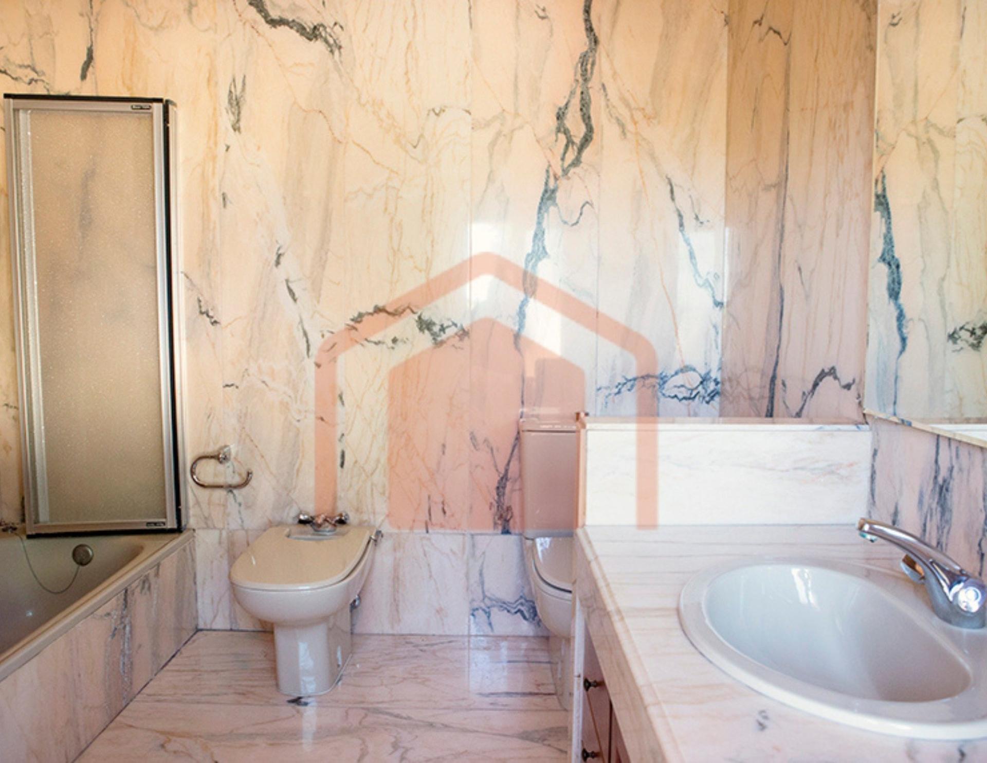 Photo 18 de l'annonce.