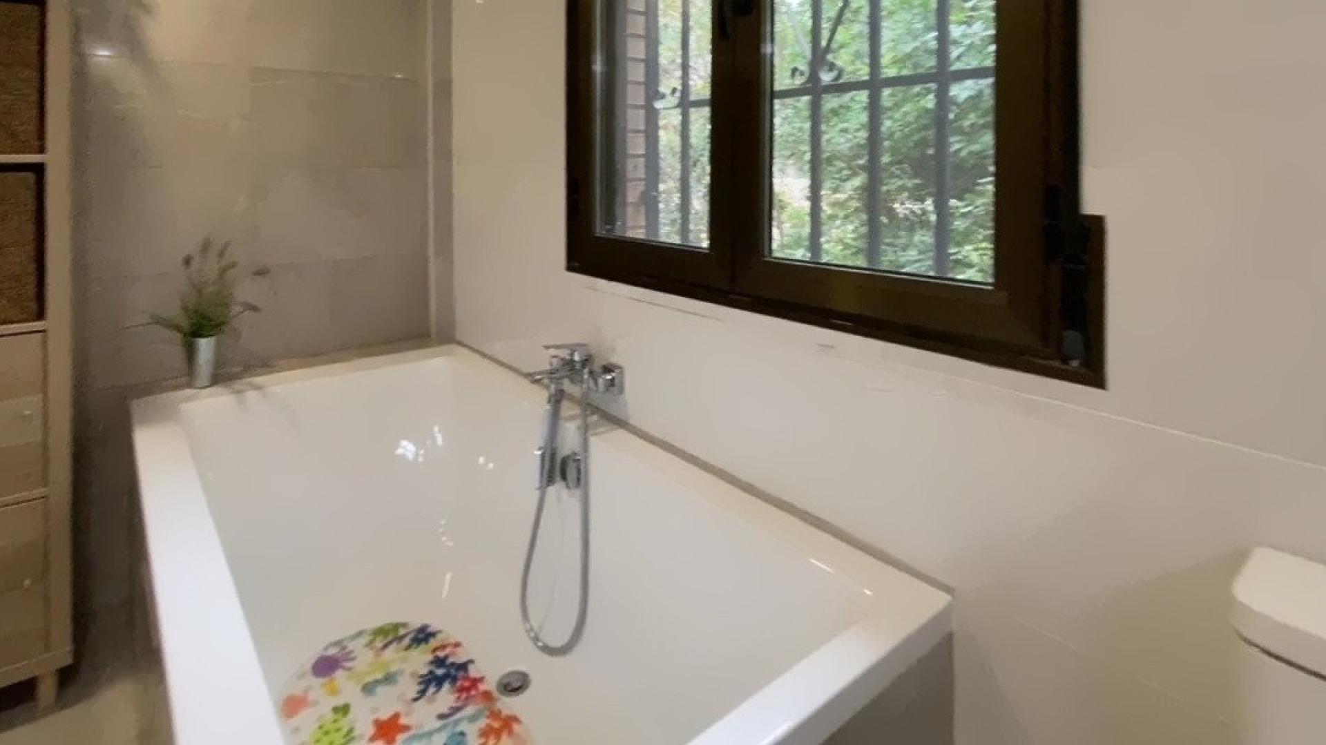 Photo 60 de l'annonce.