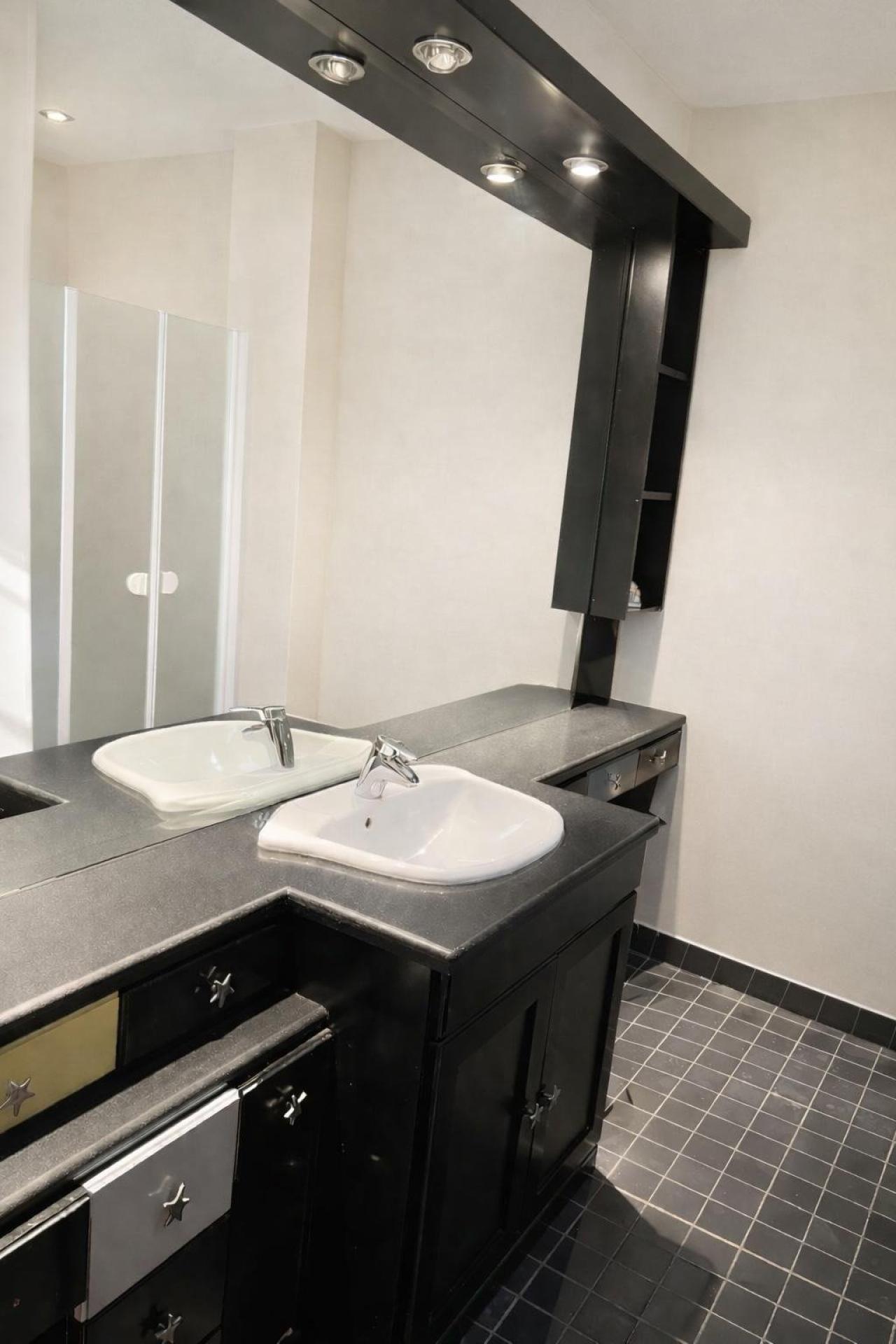 Photo 26 de l'annonce.