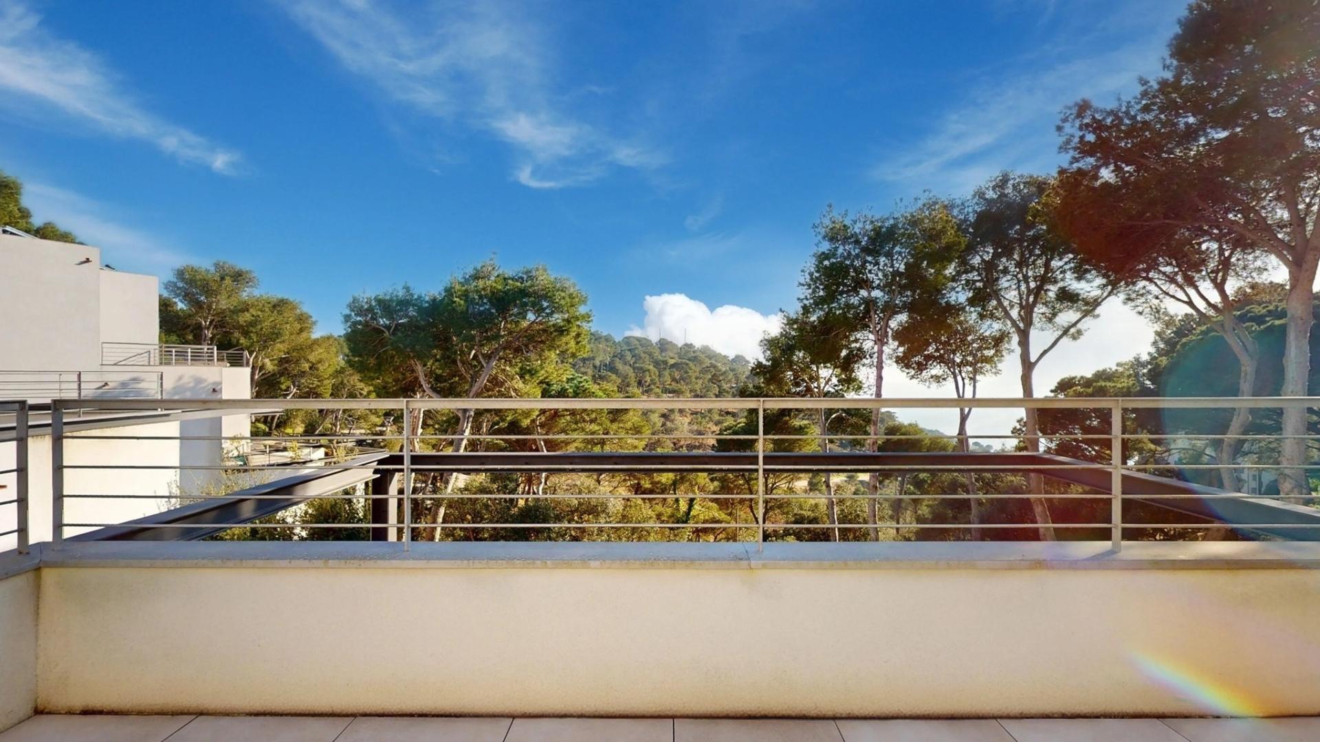 Photo 49 de l'annonce.