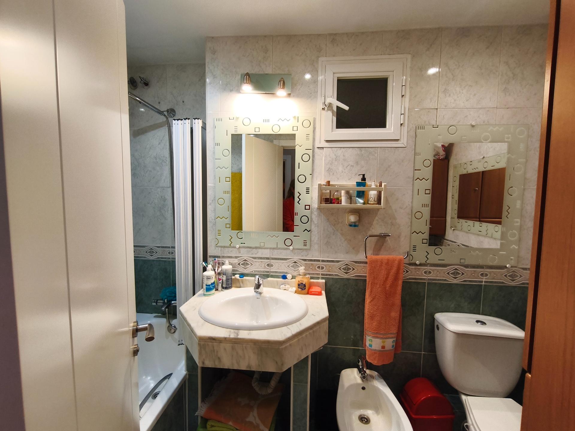 Photo 7 of the listing.