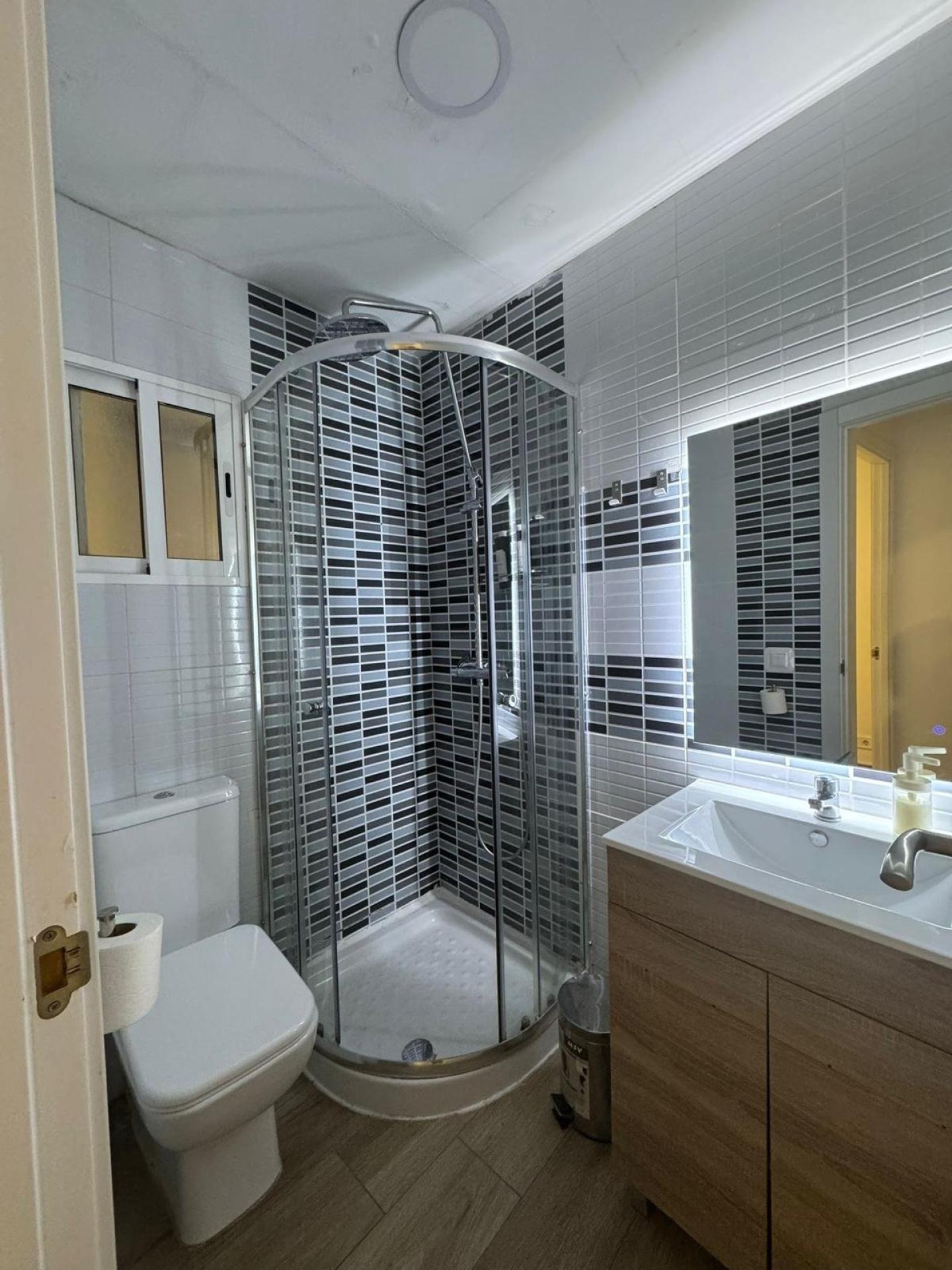 Photo 45 de l'annonce.