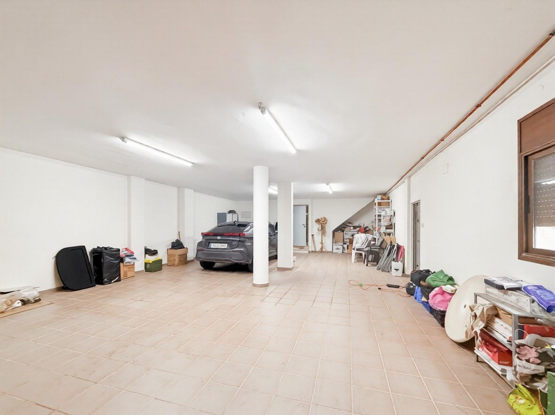 Photo 49 de l'annonce.