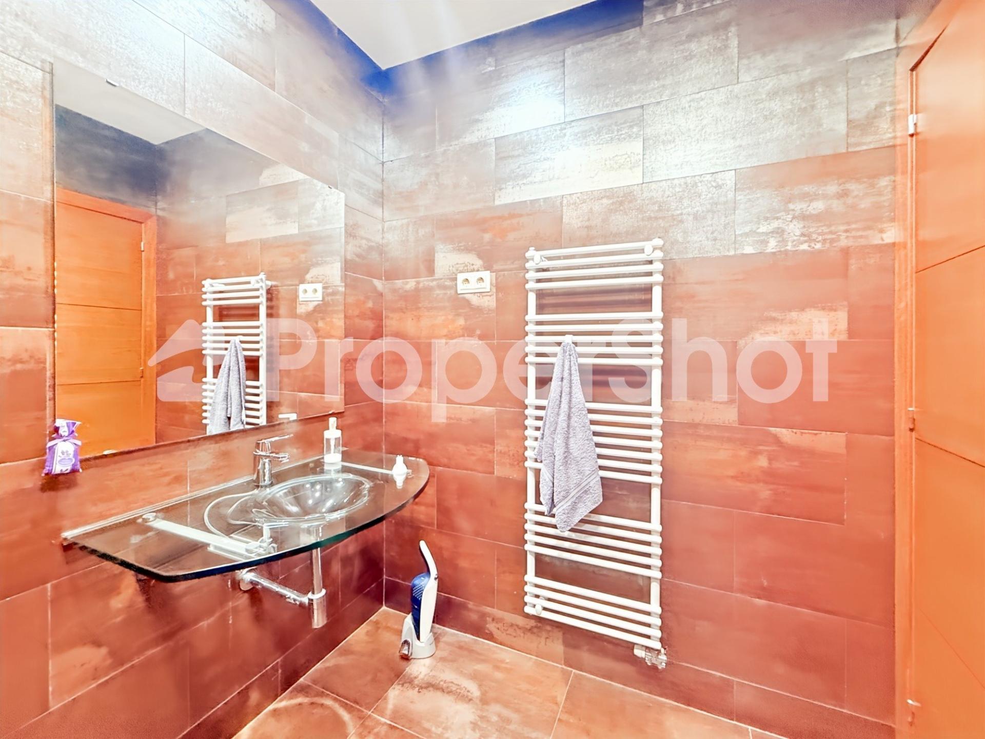 Photo 34 de l'annonce.