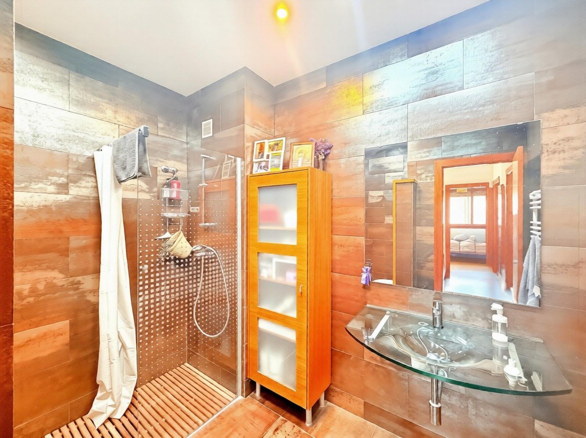 Photo 36 de l'annonce.