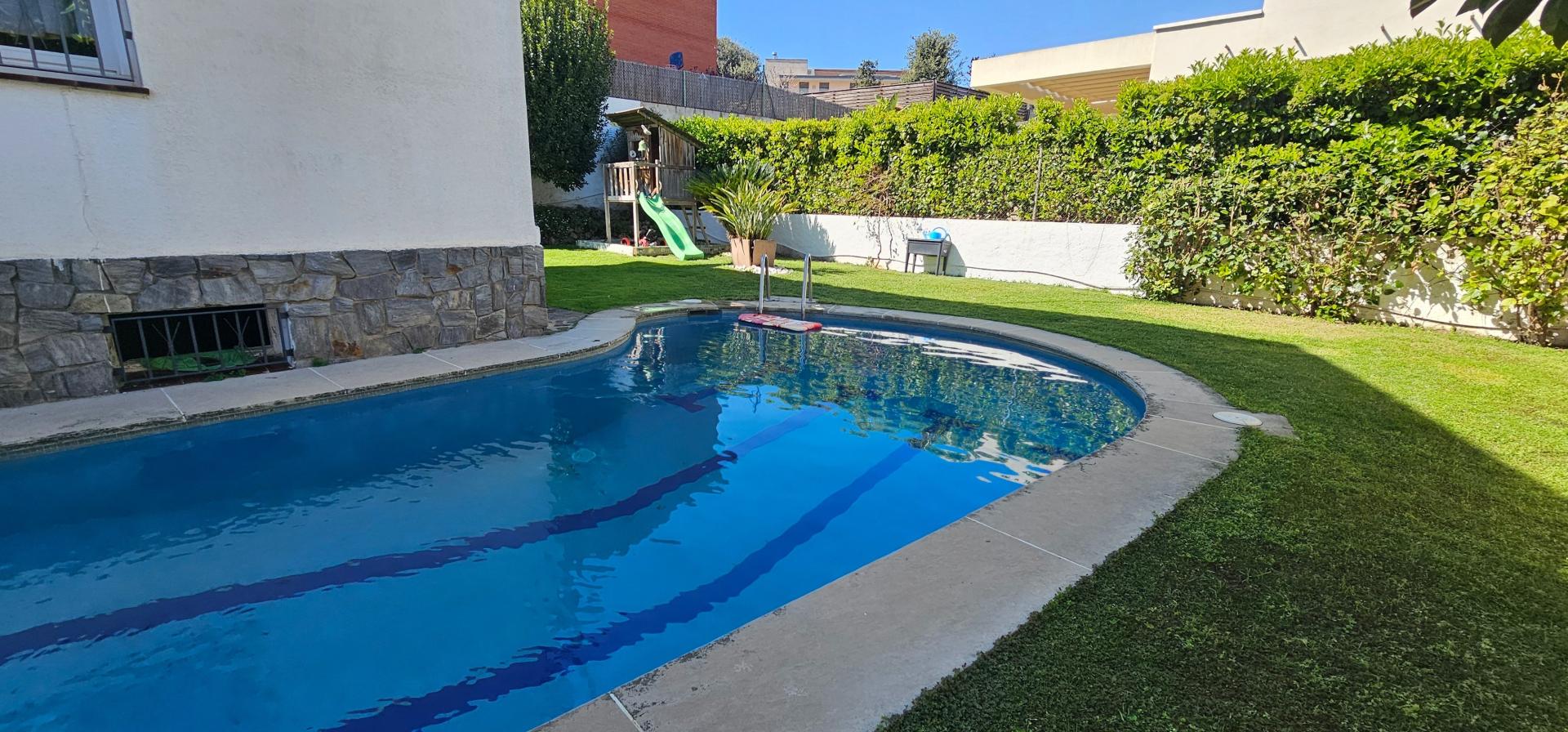 Photo 49 de l'annonce.