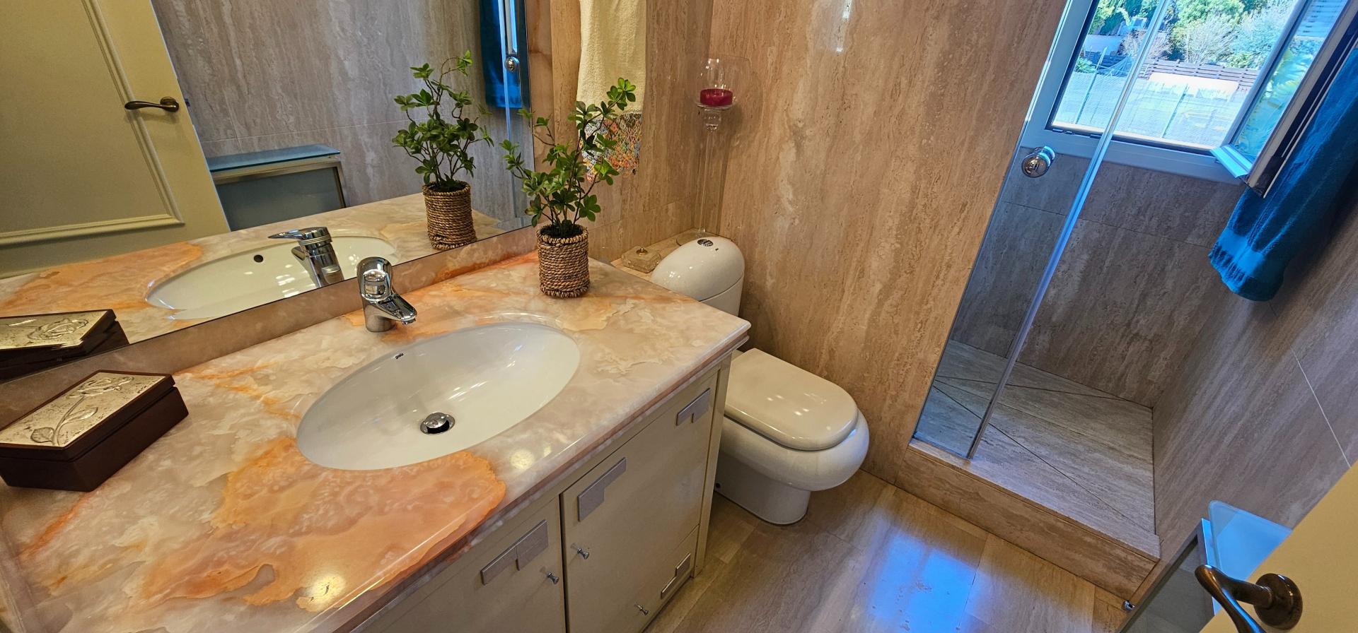 Photo 43 de l'annonce.