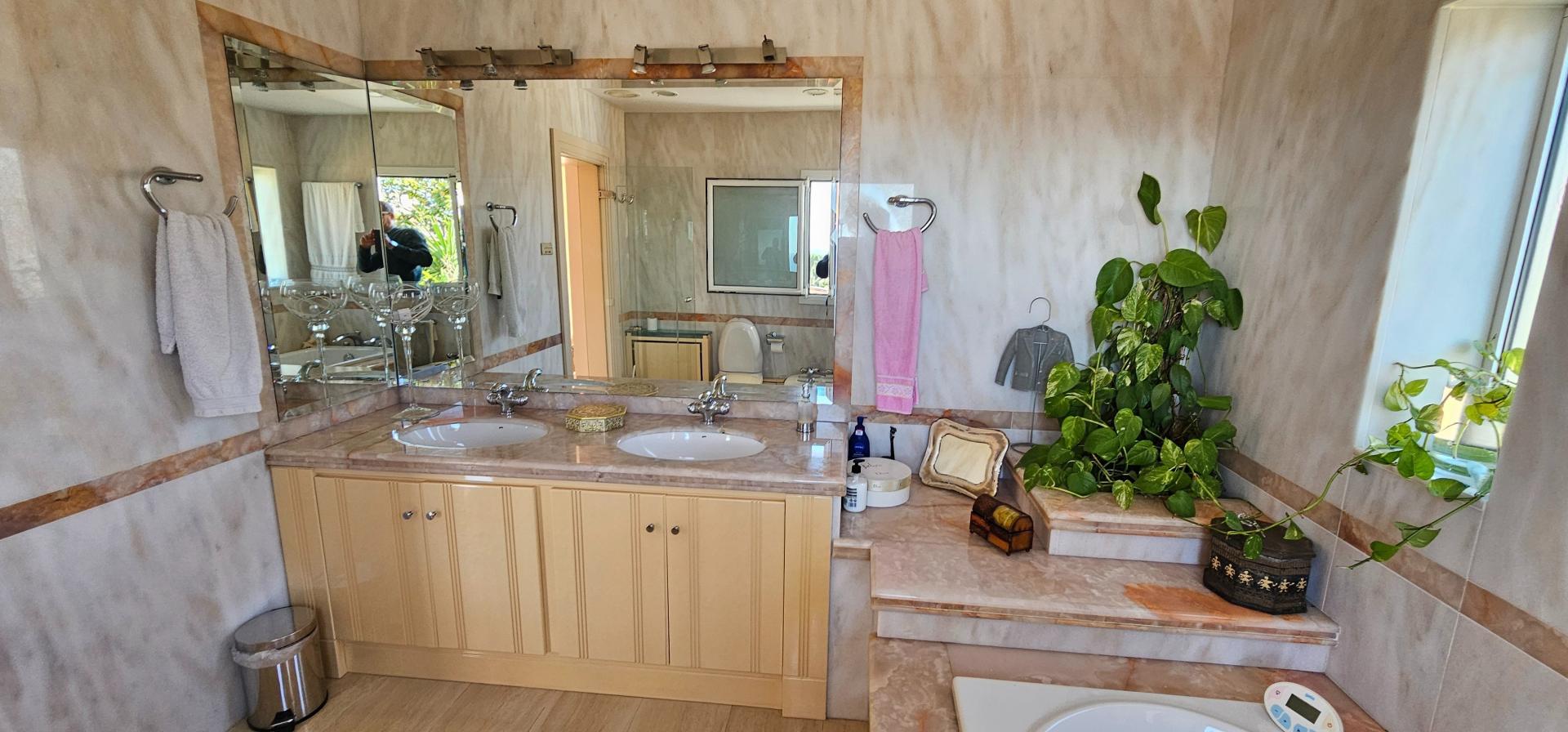 Photo 35 de l'annonce.