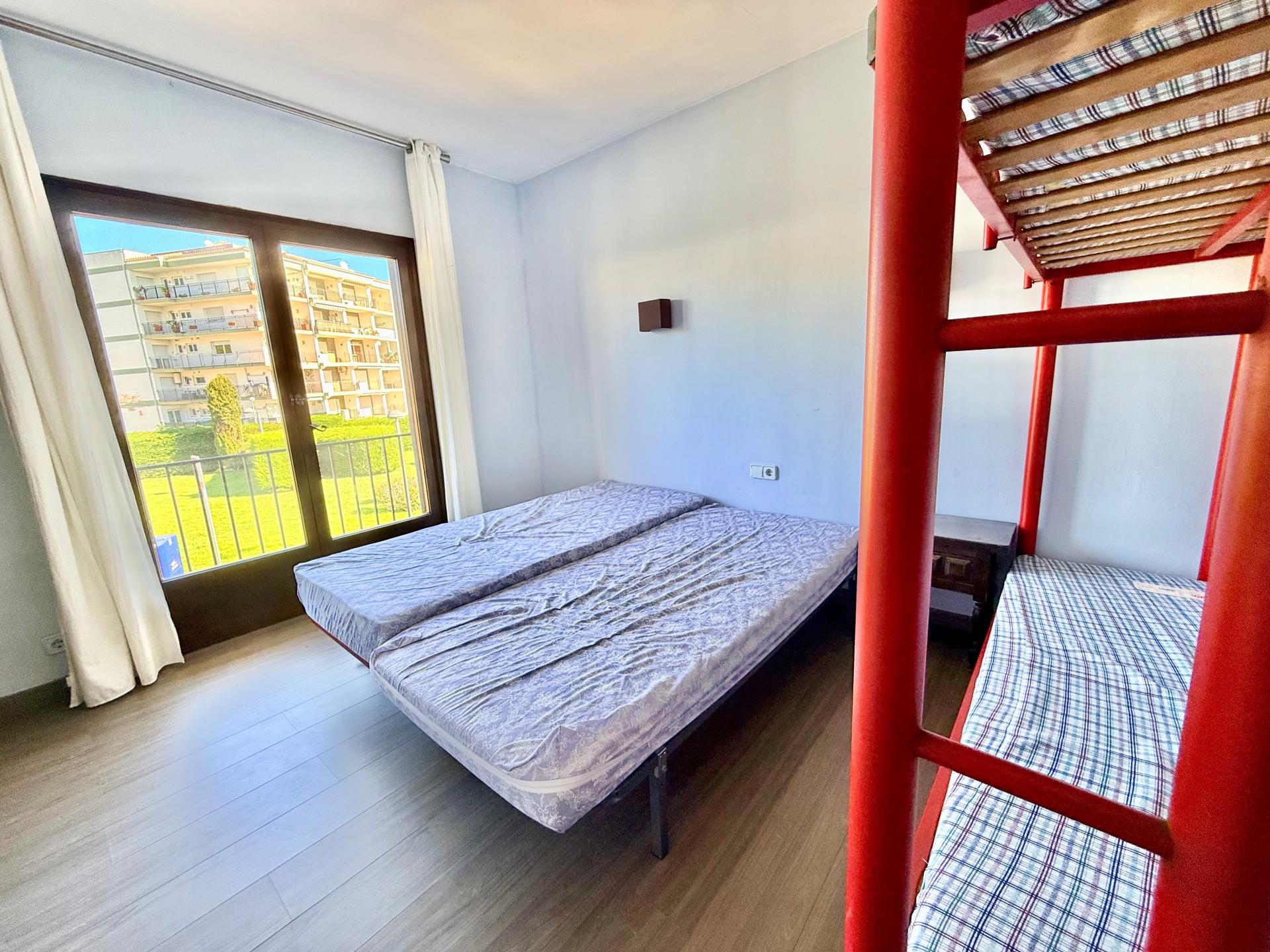 Photo 10 of the listing.