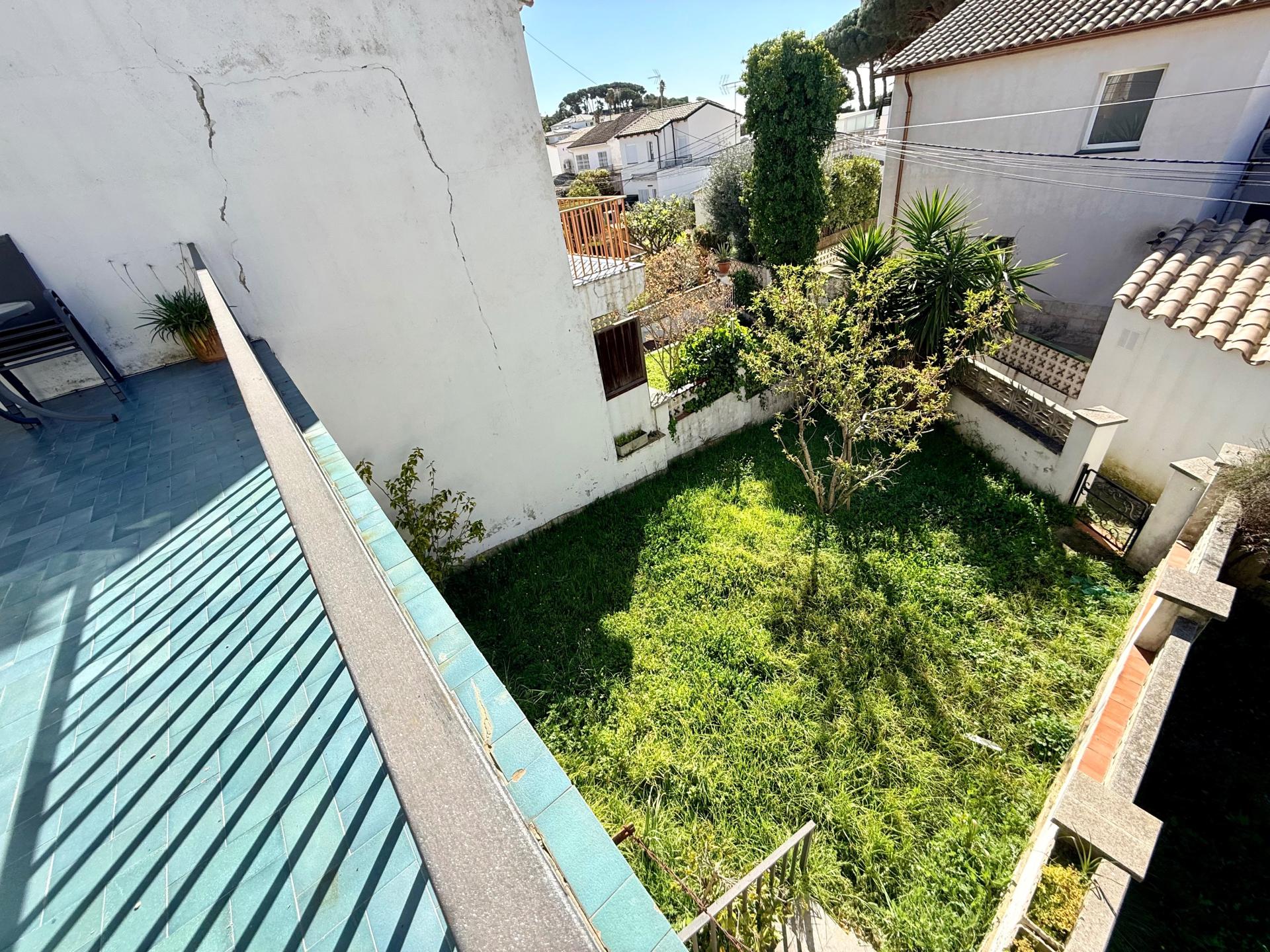 Photo 22 of the listing.