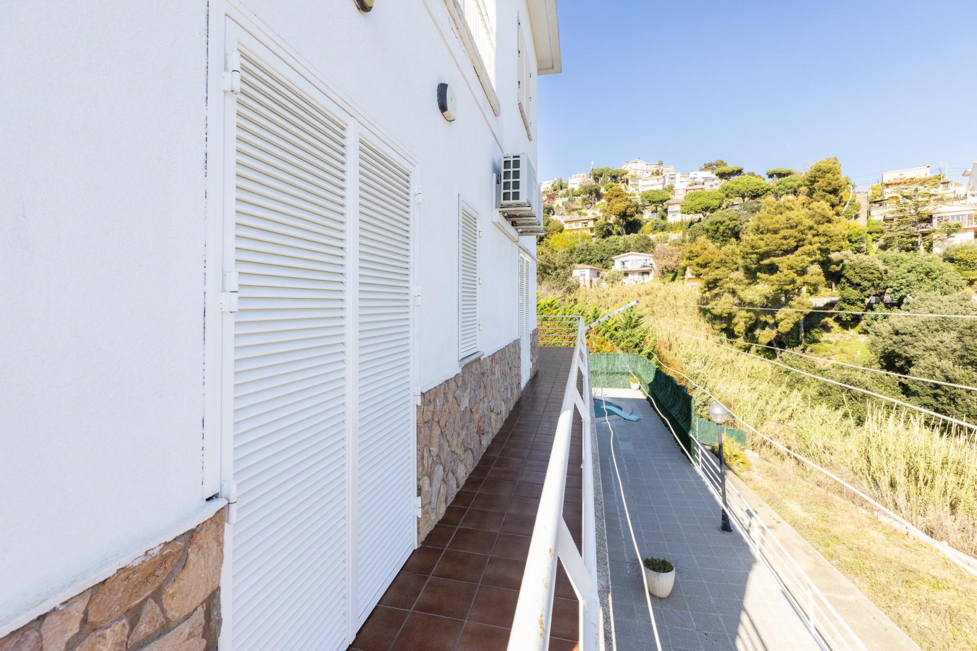 Photo 36 de l'annonce.