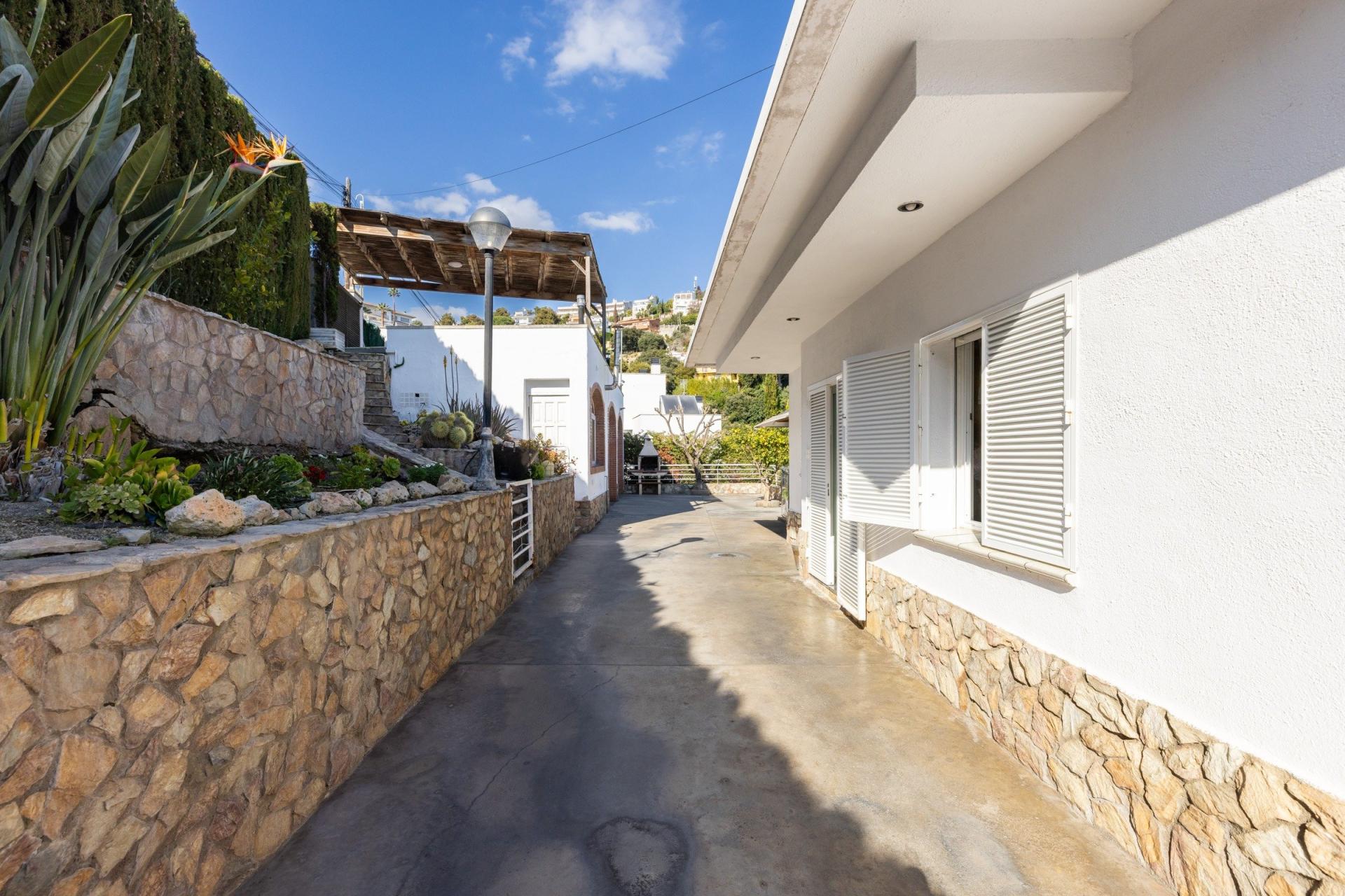 Photo 37 de l'annonce.