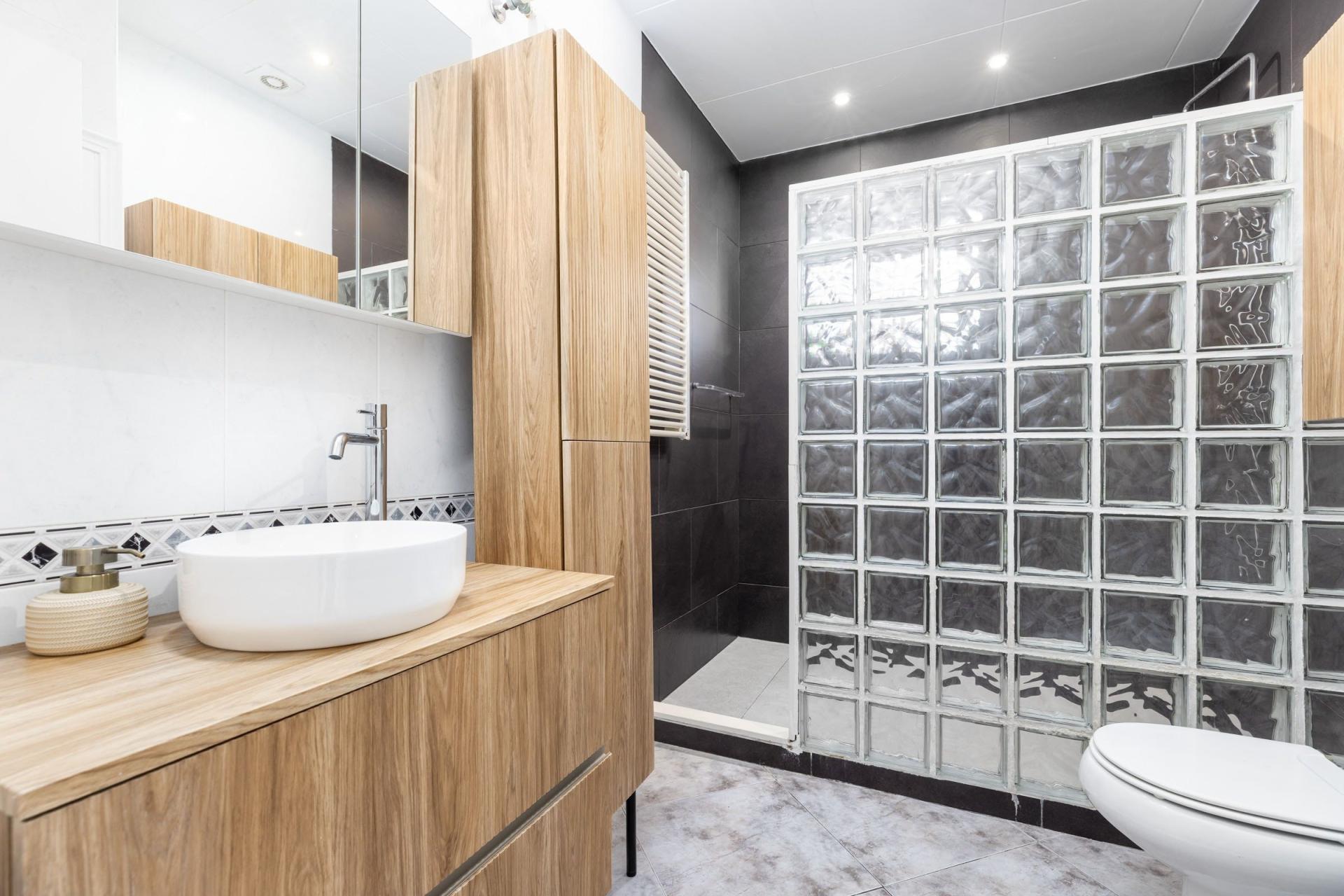 Photo 79 de l'annonce.