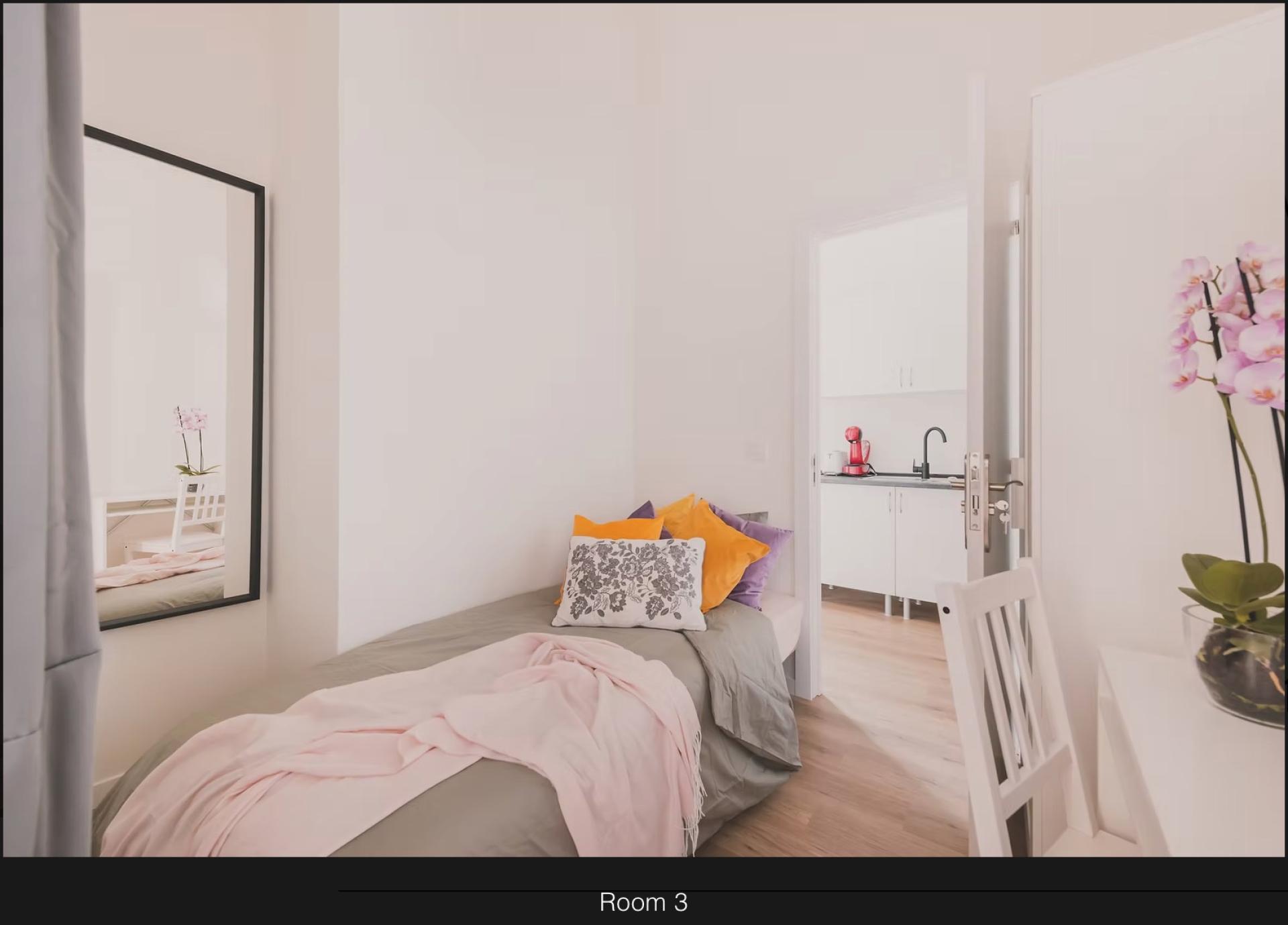 Photo 6 of the listing.