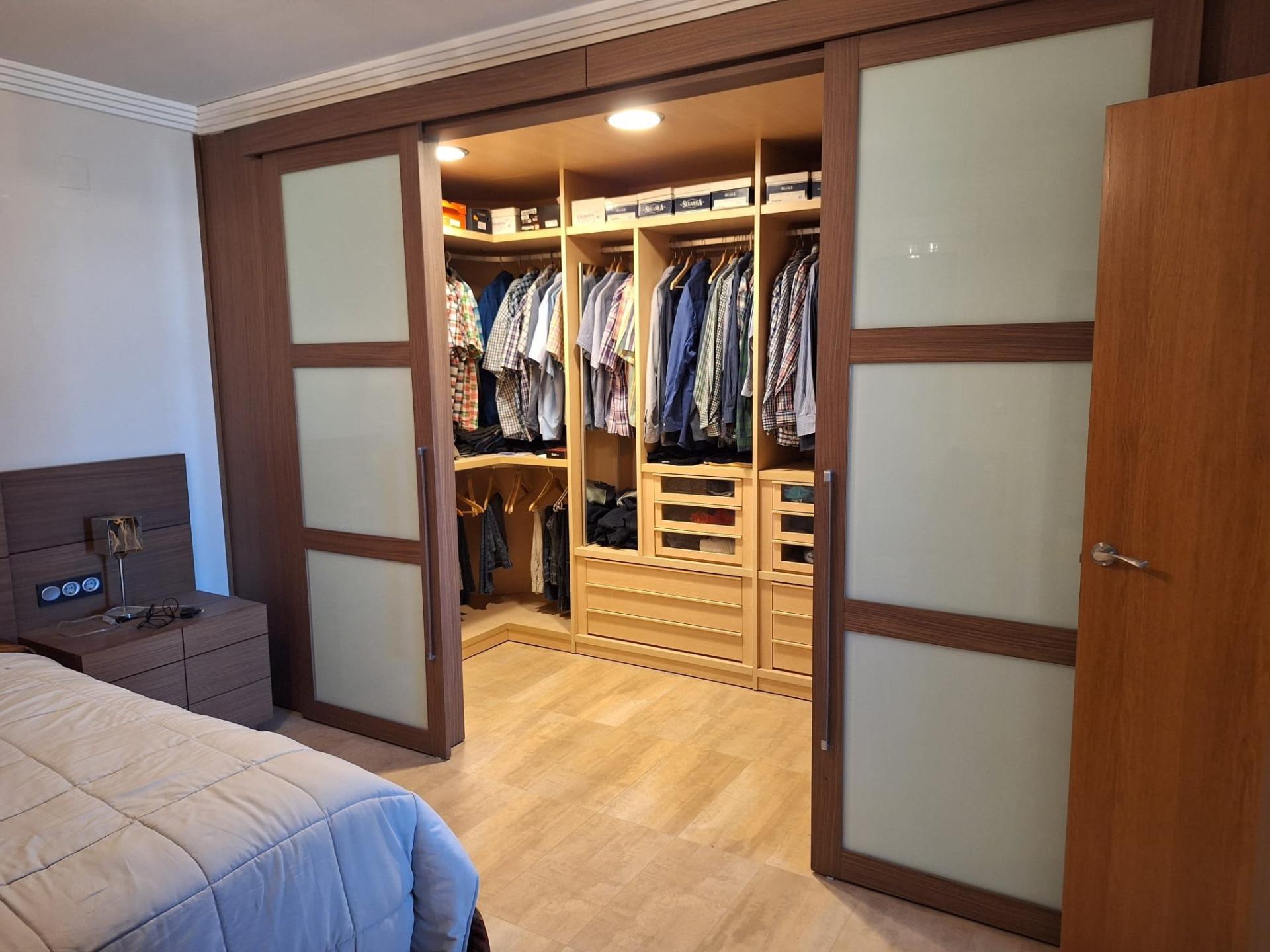 Photo 3 of the listing.