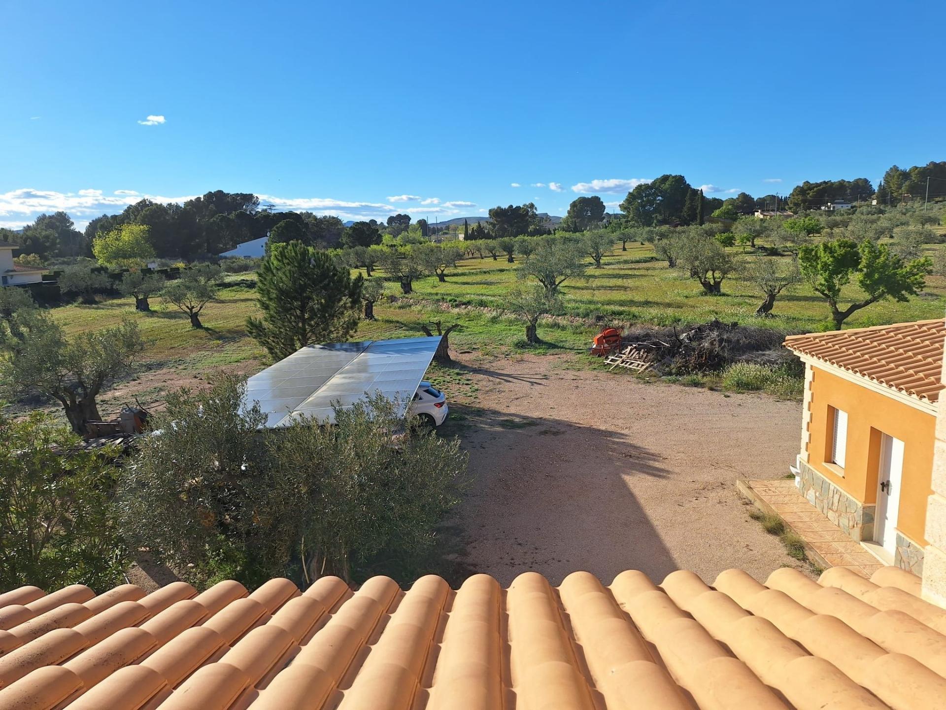 Photo 20 of the listing.