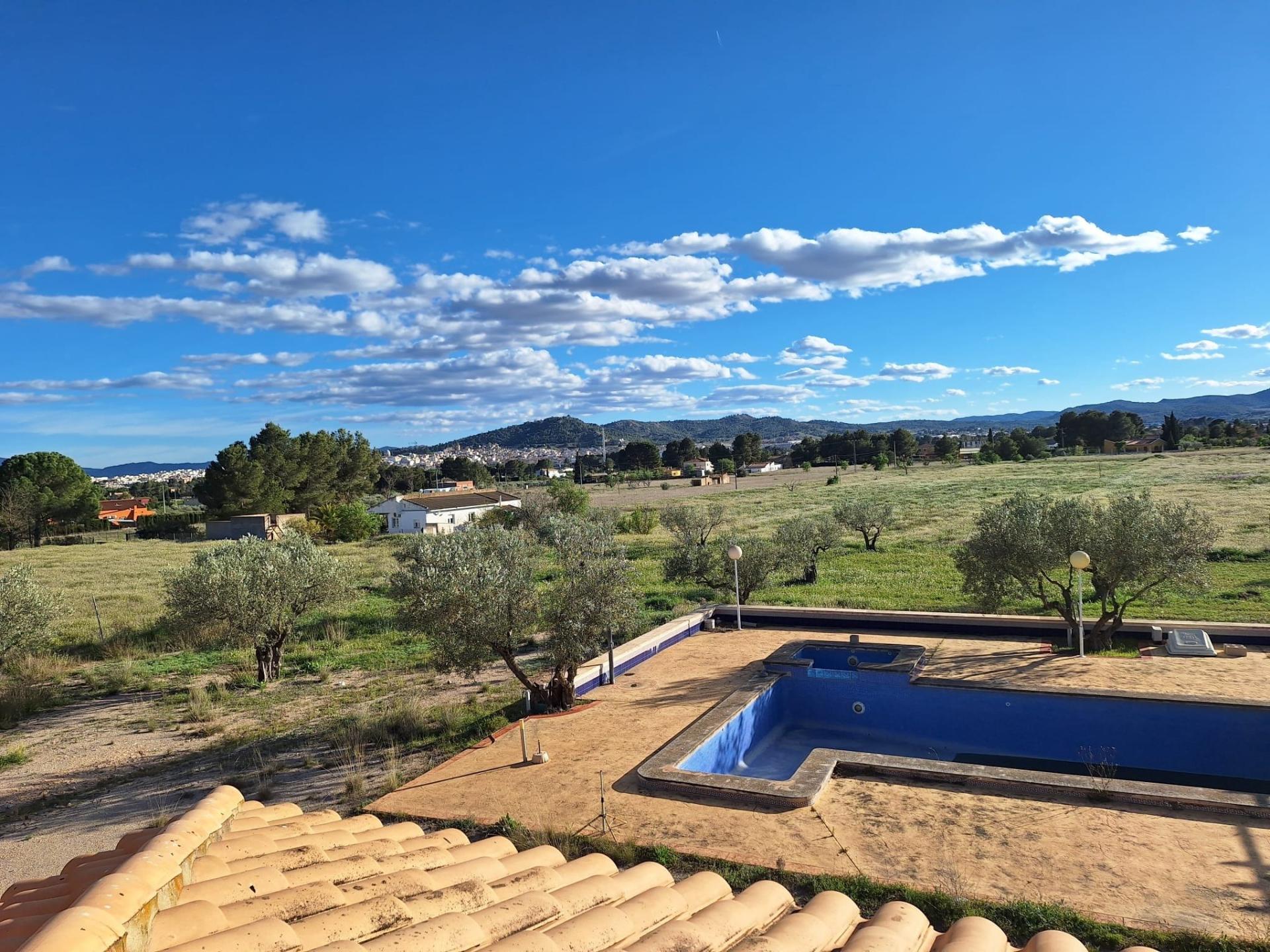 Photo 39 of the listing.