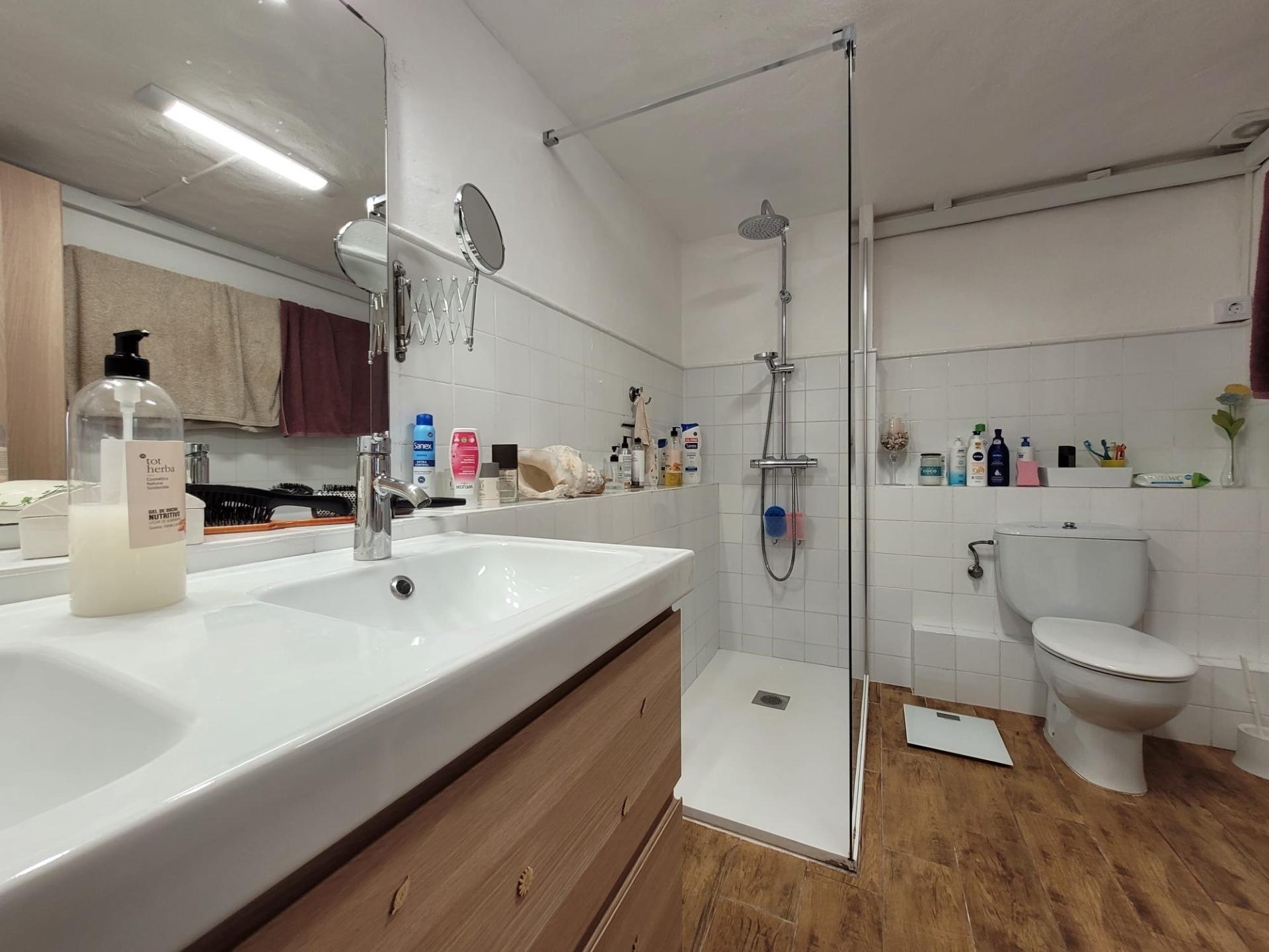 Photo 47 of the listing.